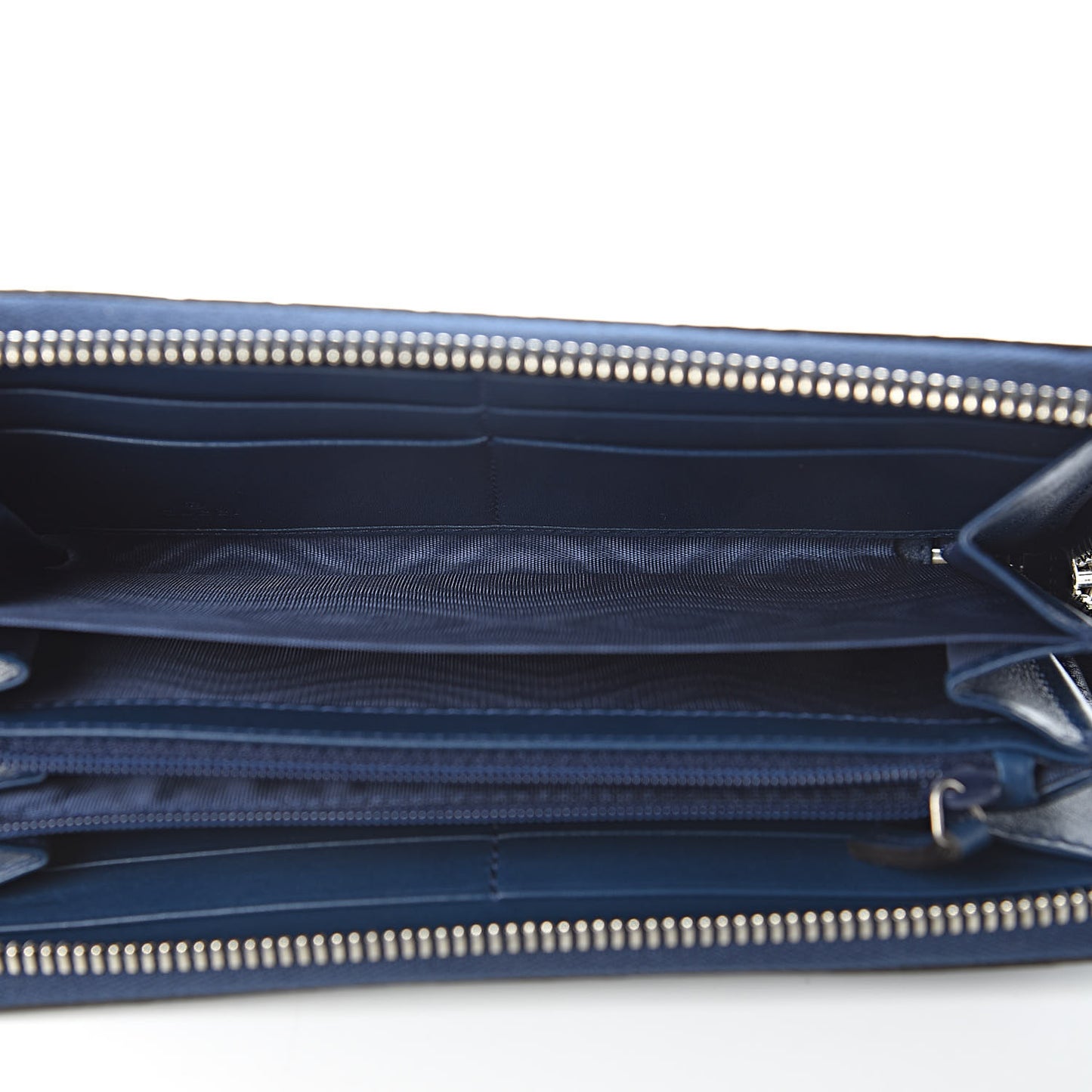 X MLB Guccissima Signature NY Yankees Embroidered Zip Around Wallet Royale Ivory