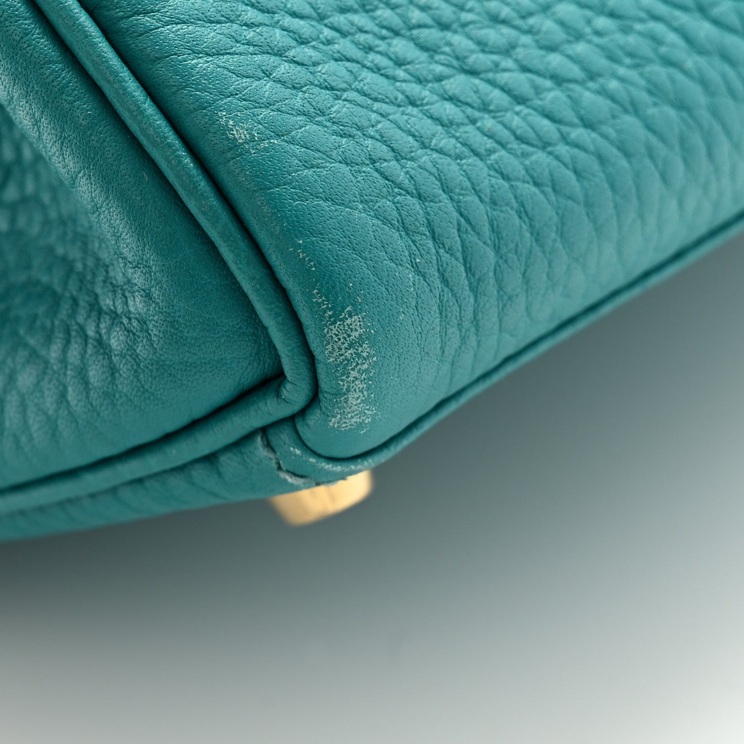 Taurillon Clemence Kelly Retourne 28 Bleu Paon