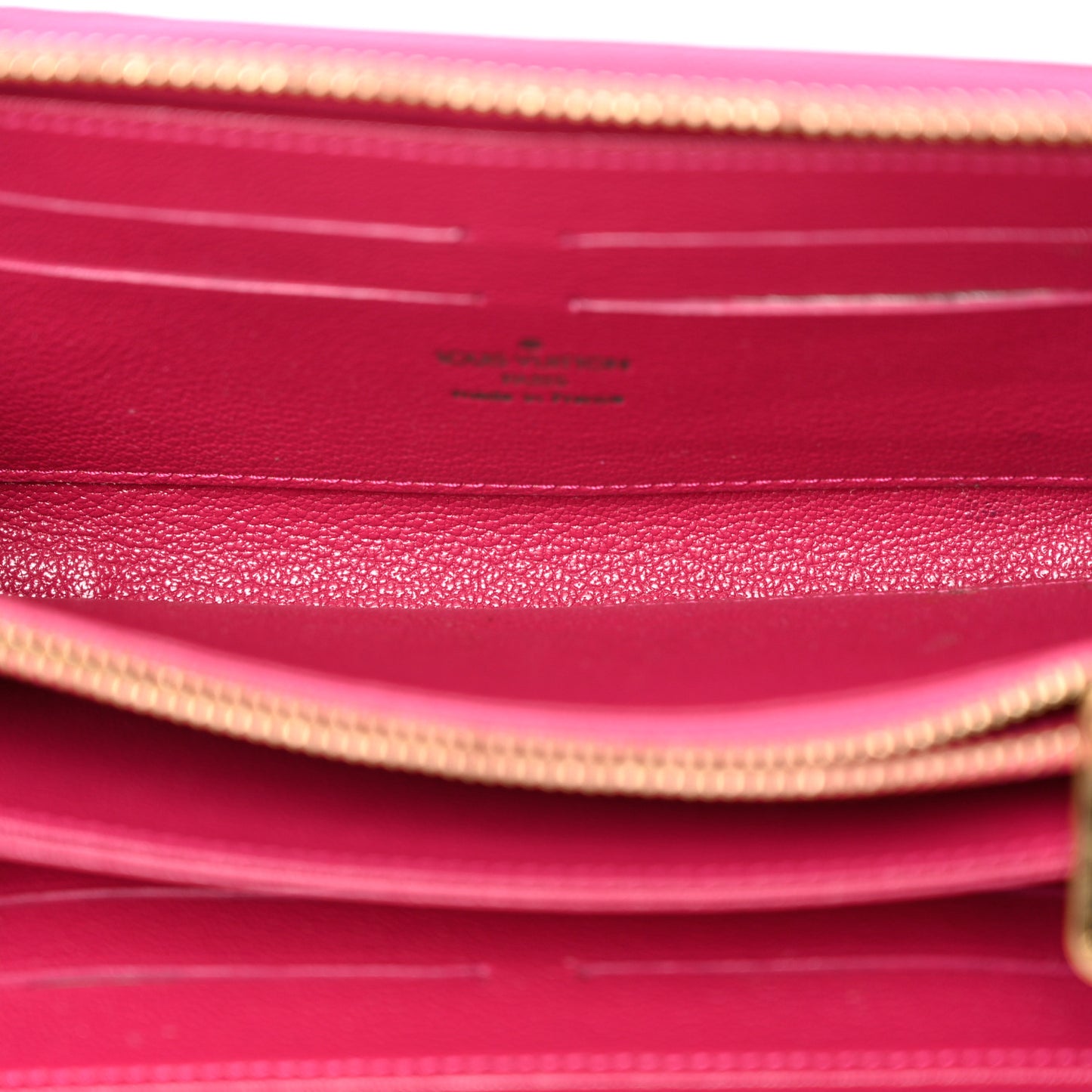 Crocodile Zippy Wallet Fuchsia