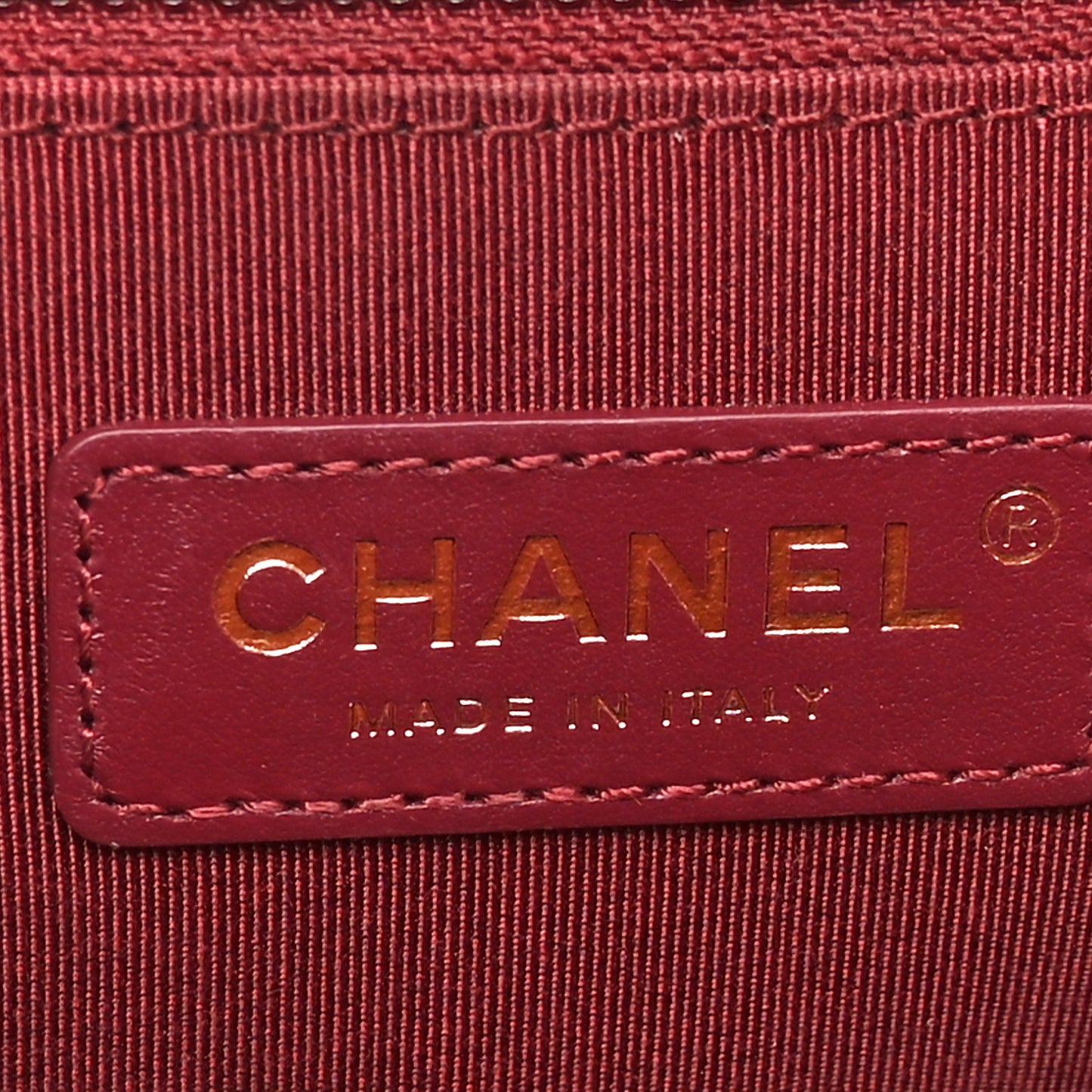 Caviar Quilted New Medium Boy Flap Burgundy
