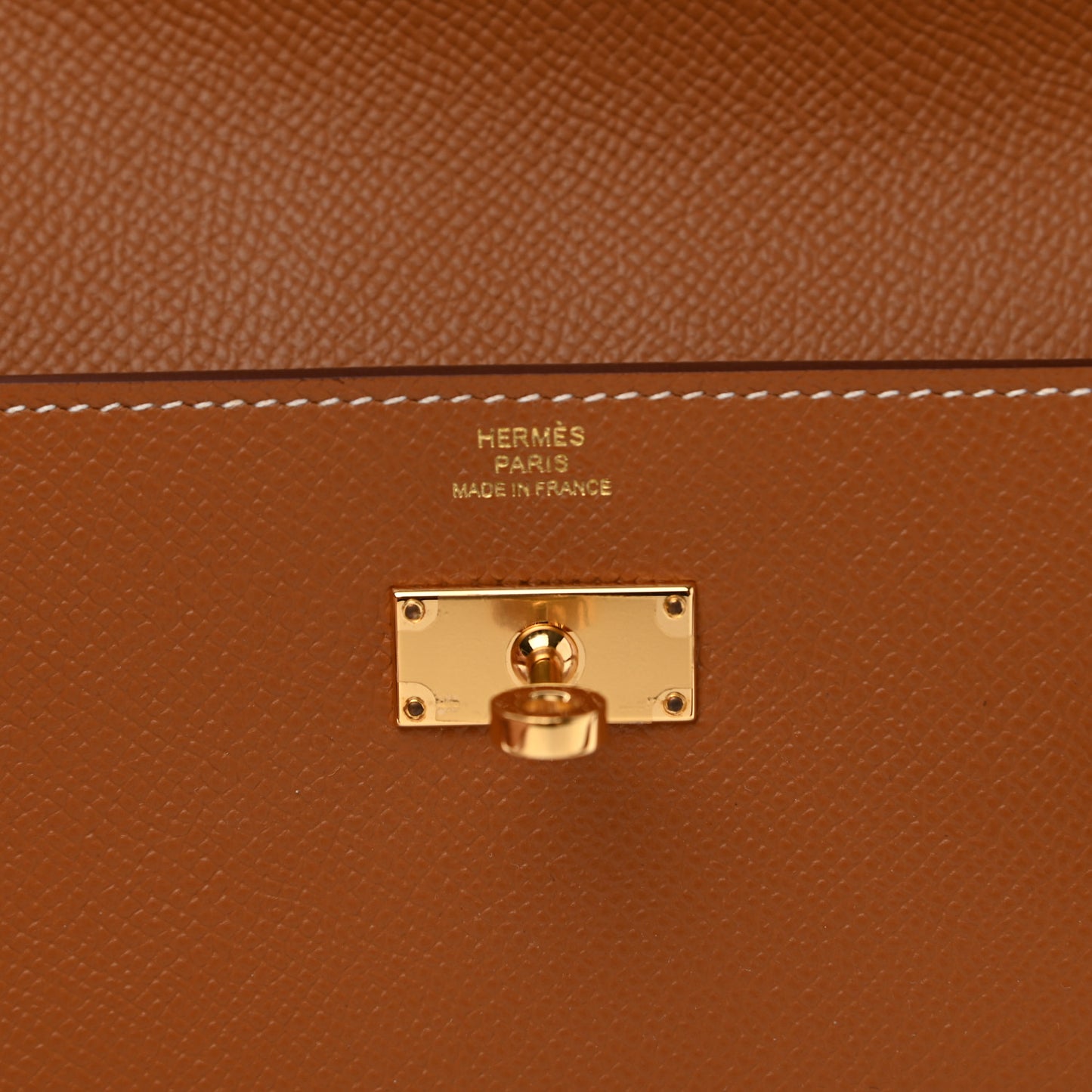 Epsom Kelly Longue Wallet Gold