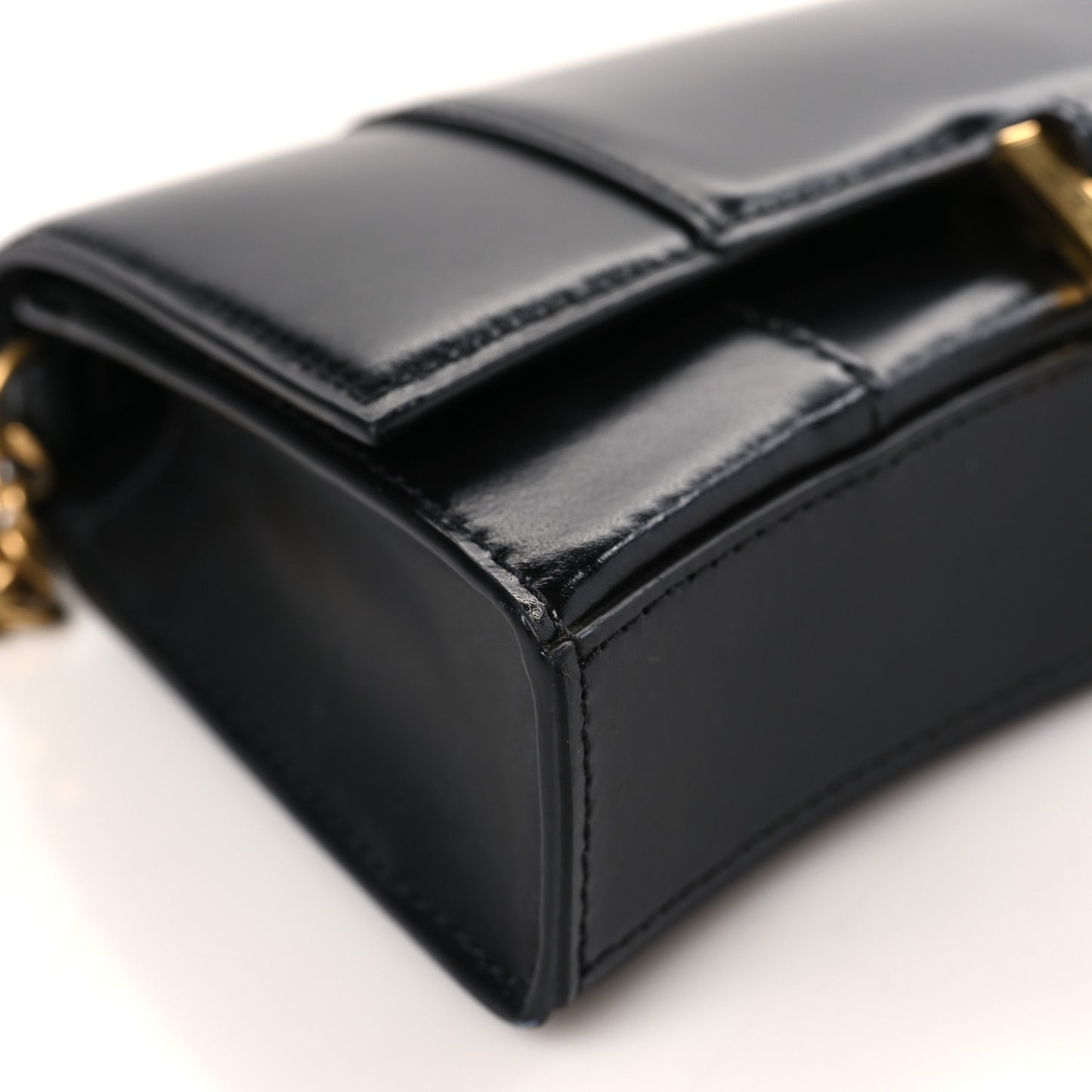 Shiny Box Calfskin Hourglass Chain Bag Black