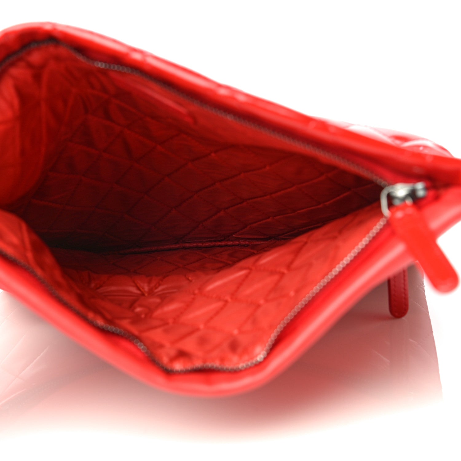 Chanel Patent Calfskin Quilted Beauty CC Clutch Red 5 of 14