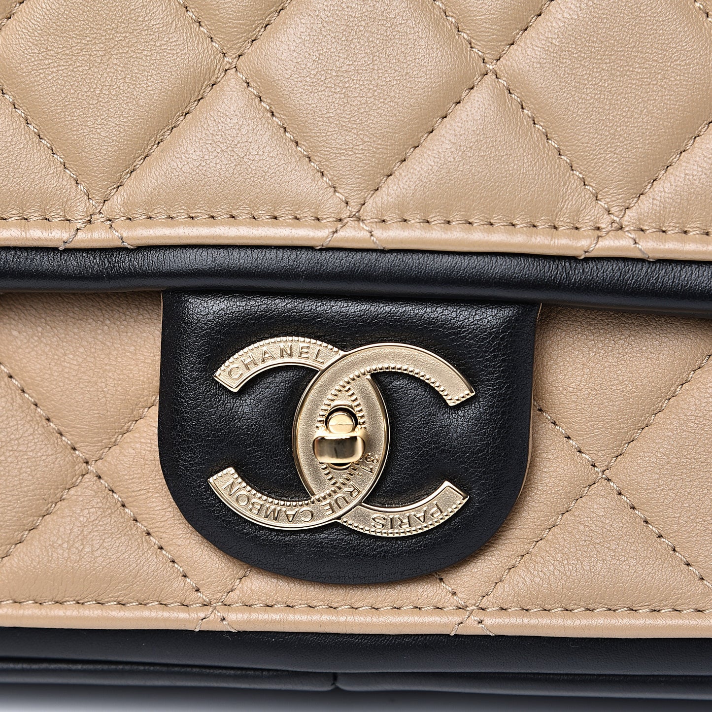 Calfskin Quilted Medium Graphic Flap Beige Black