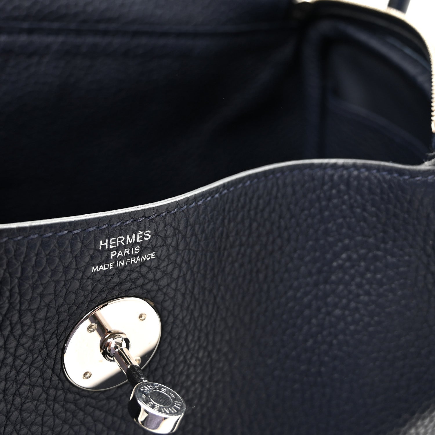 Hermes Taurillon Clemence Lindy 26 Bleu Nuit 6 of 9
