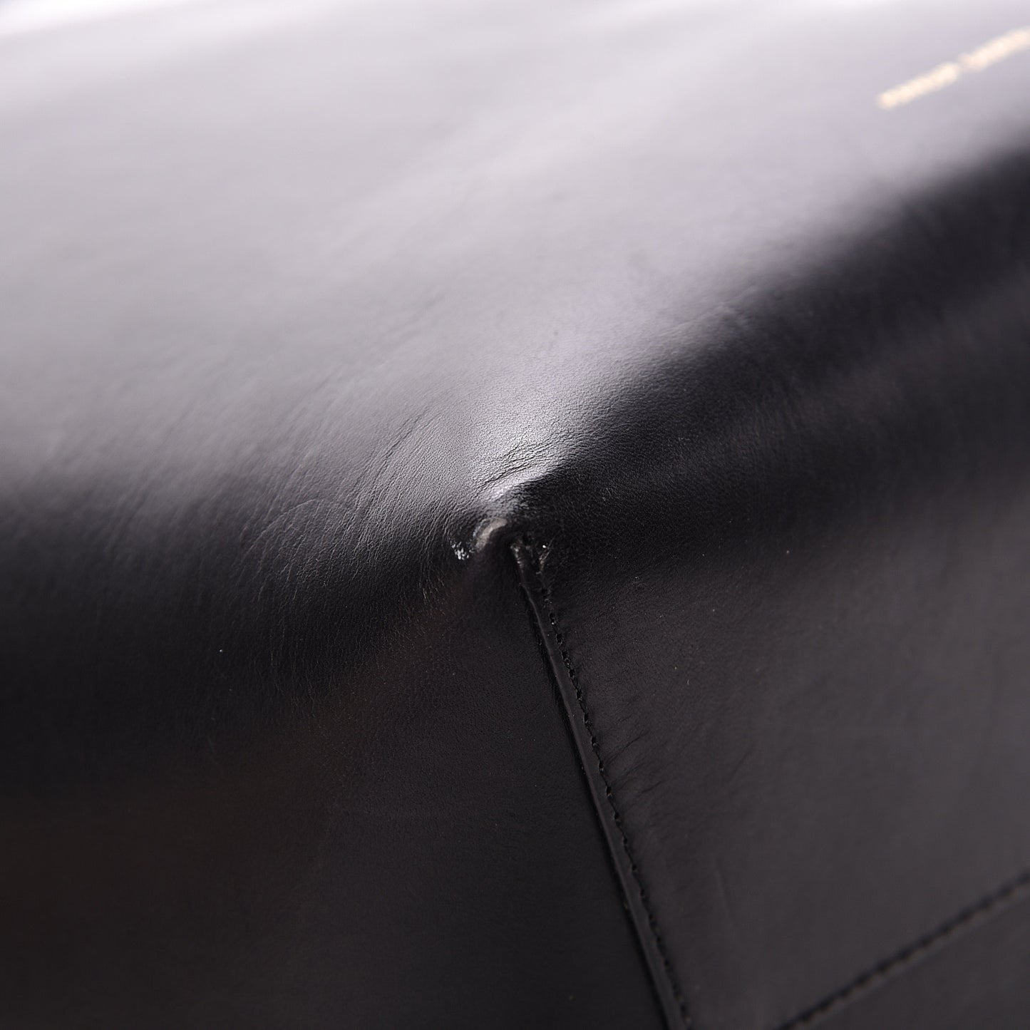 Vegetable Tanned Calfskin Bucket Bag Black Flamma