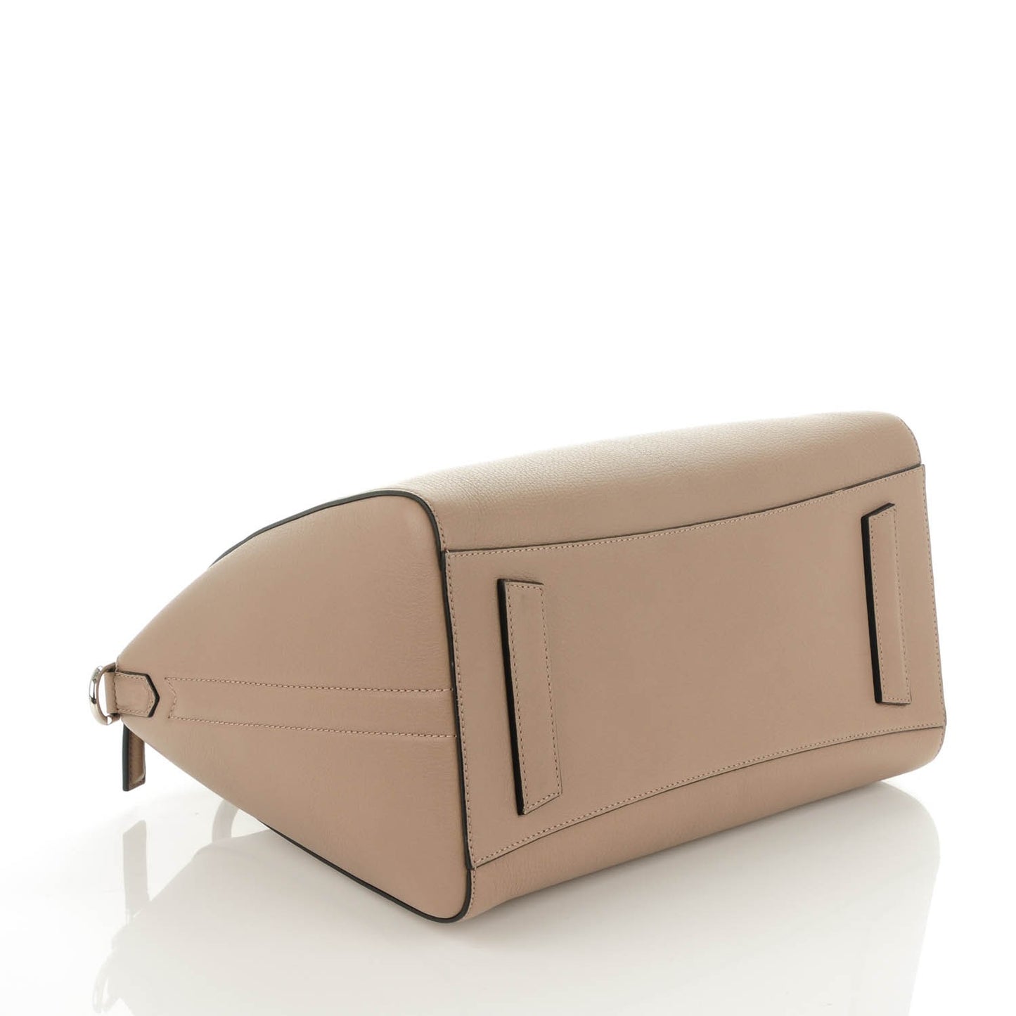 Sugar Goatskin Medium Antigona Sand