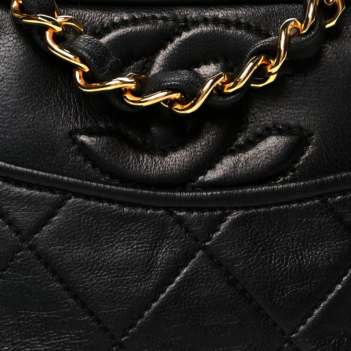 Lambskin Quilted Tassel Camera Case Black