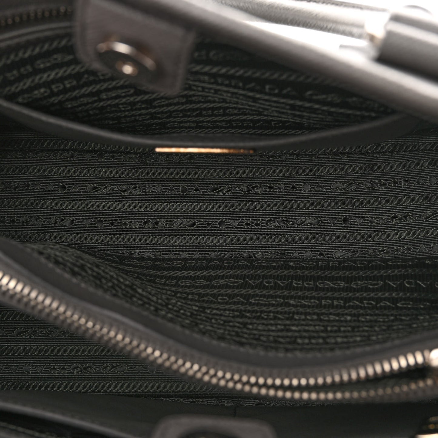 Saffiano Lux Open Promenade Tote Marmo