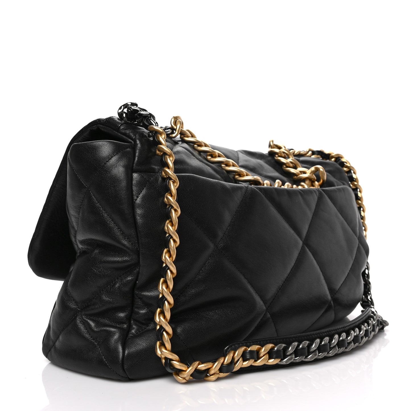 Shiny Goatskin Quilted Maxi Chanel 19 Flap Black