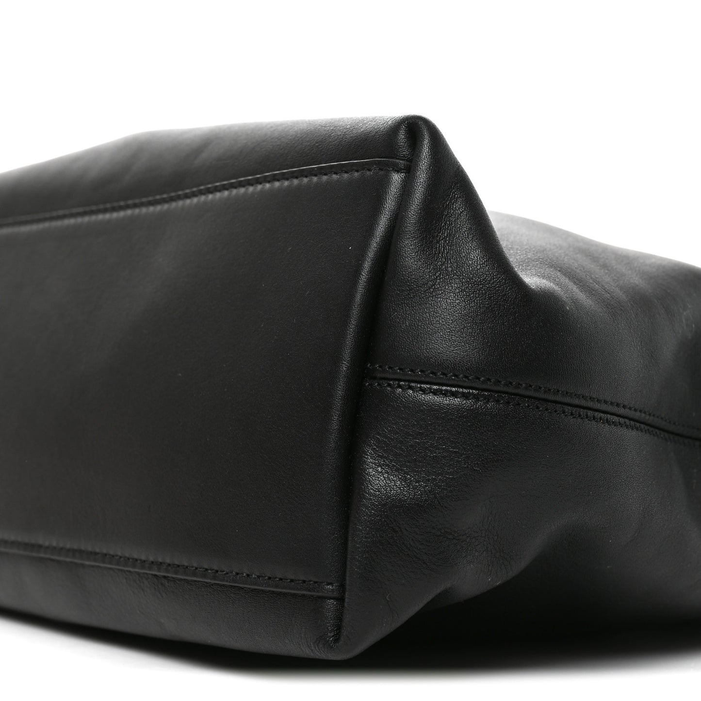 Calfskin Medium Beatrix Tote Black