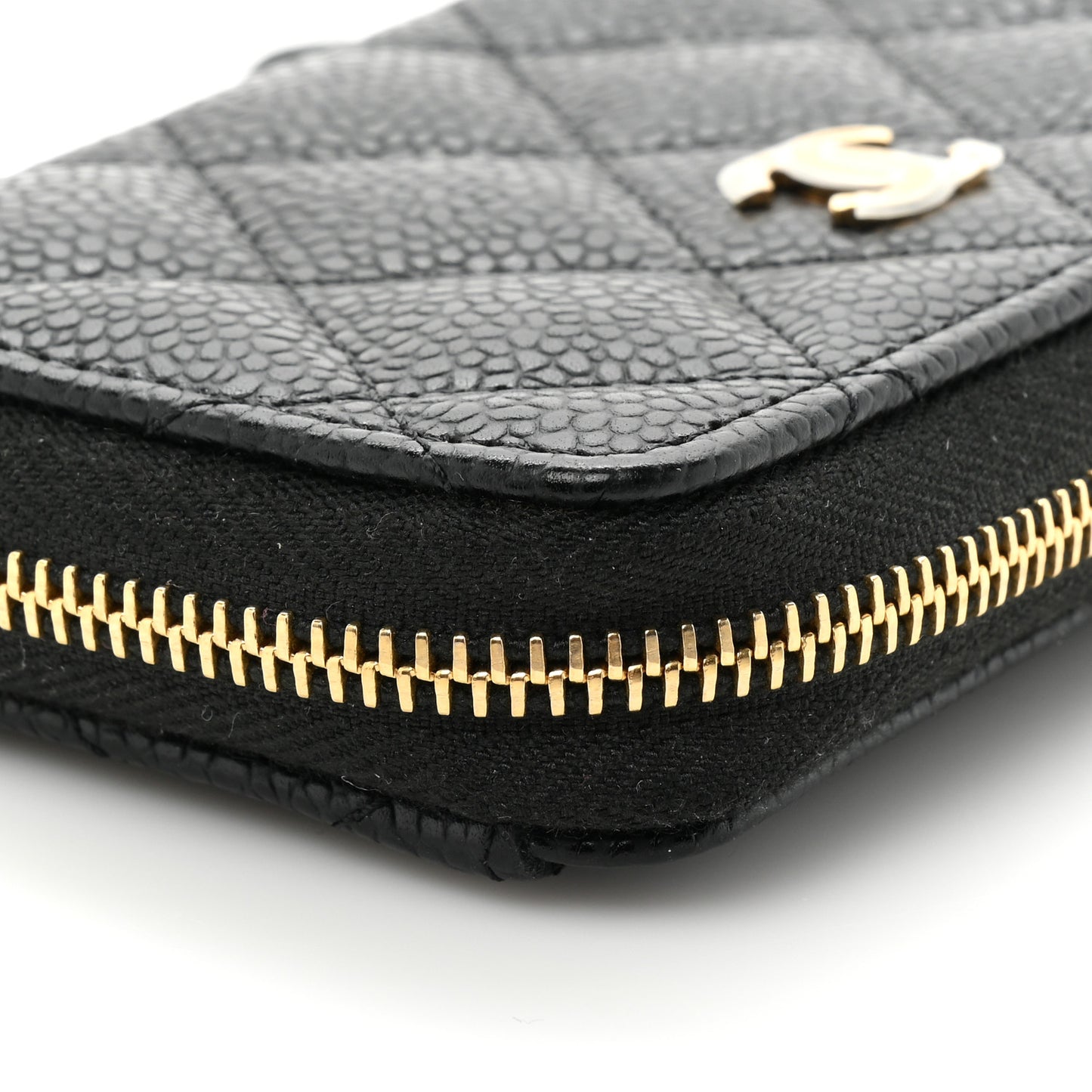 Caviar Quilted Classic Zipped Coin Purse Black