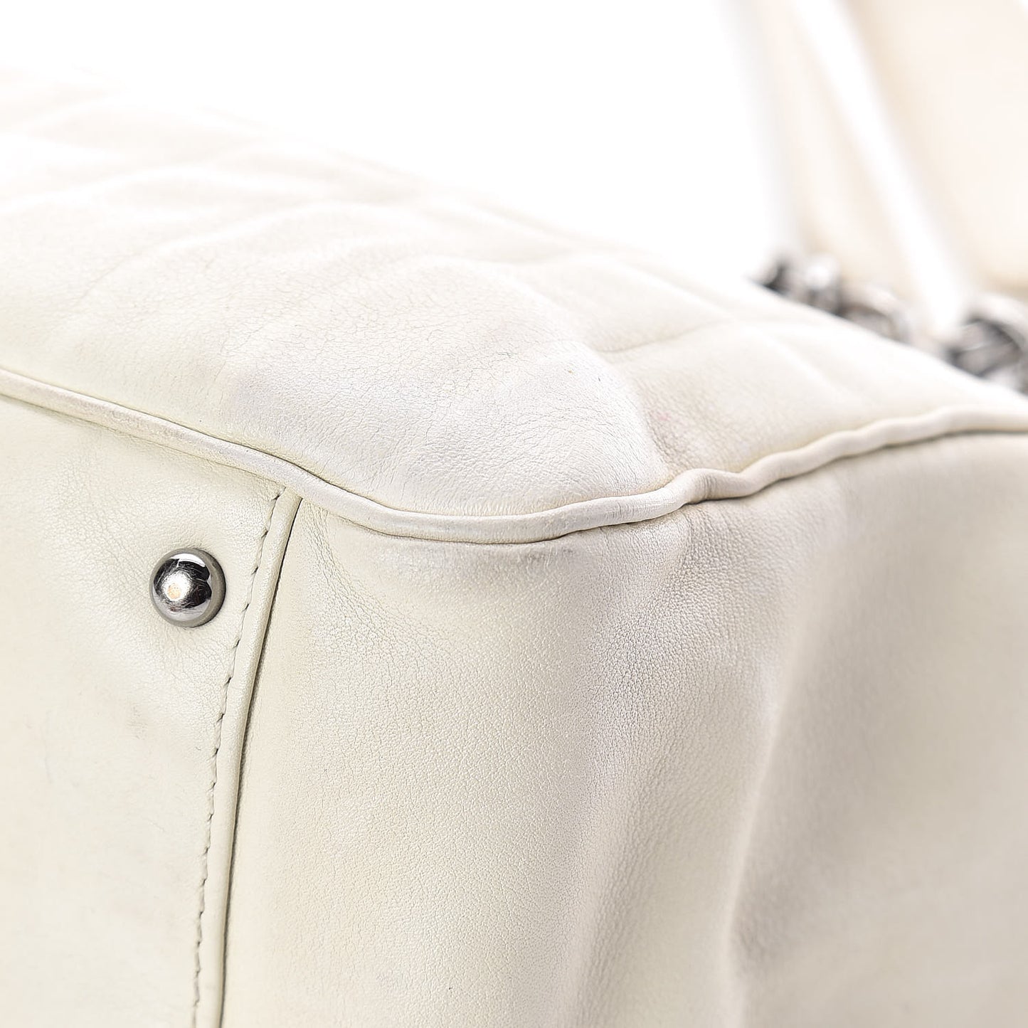 Lambskin Vertical Quilted Lax East West Shoulder Bag Ivory