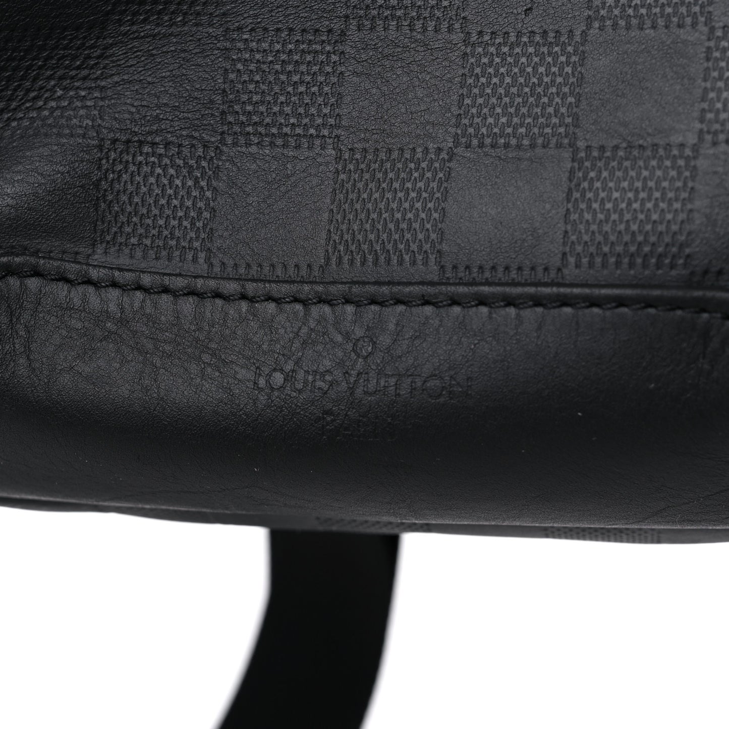 Damier Infini Avenue Sling Bag Onyx
