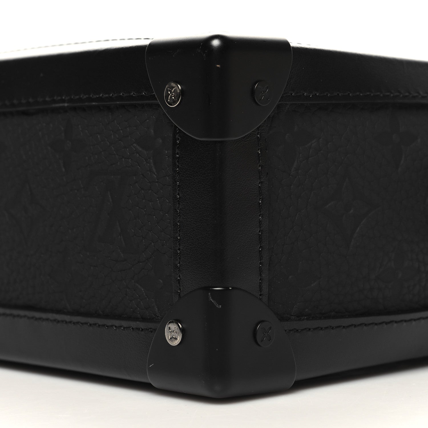 Louis Vuitton Taurillon Monogram Solar Ray Soft Trunk Black 9 of 9