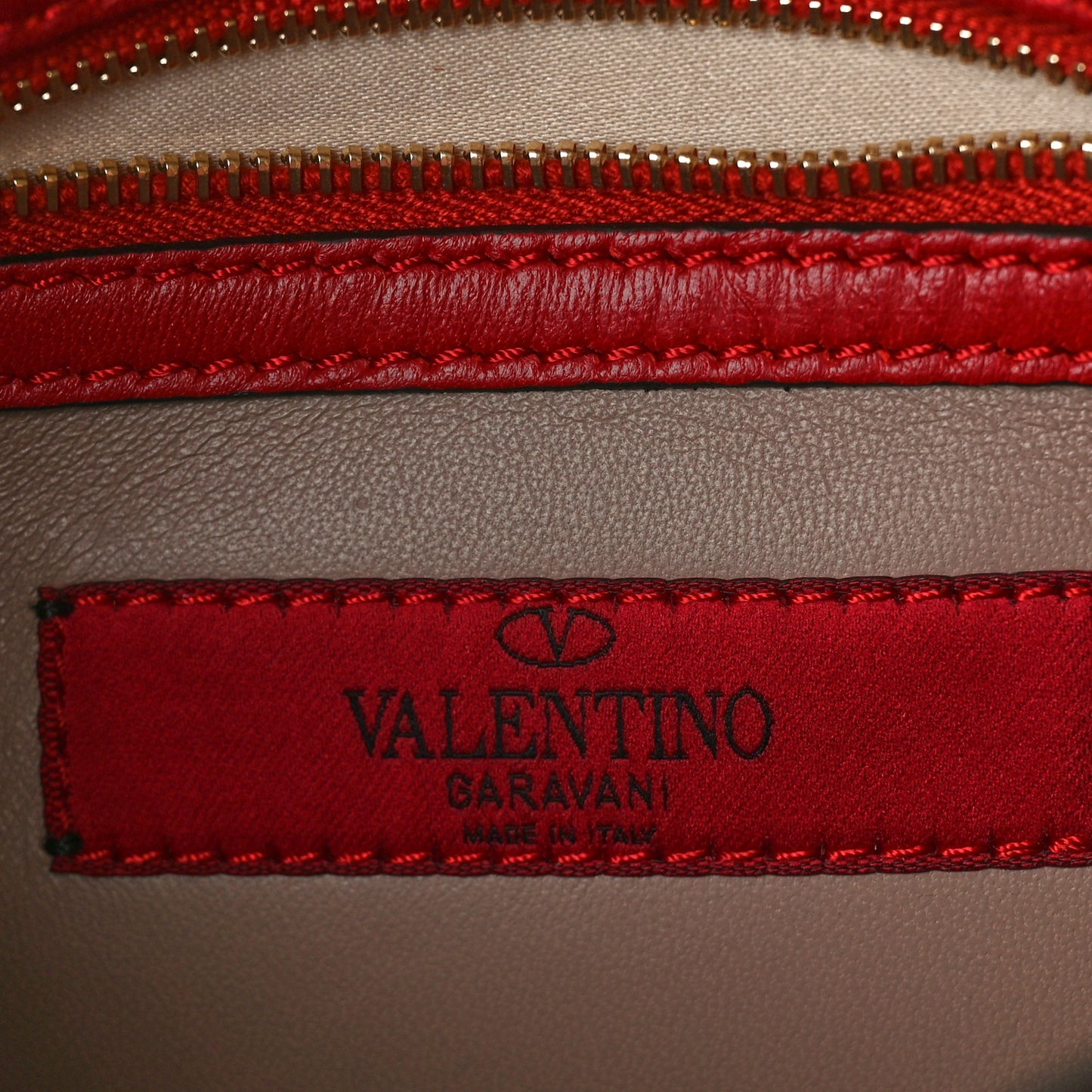 Nappa Rockstud Wristlet Clutch Rosso Valentino