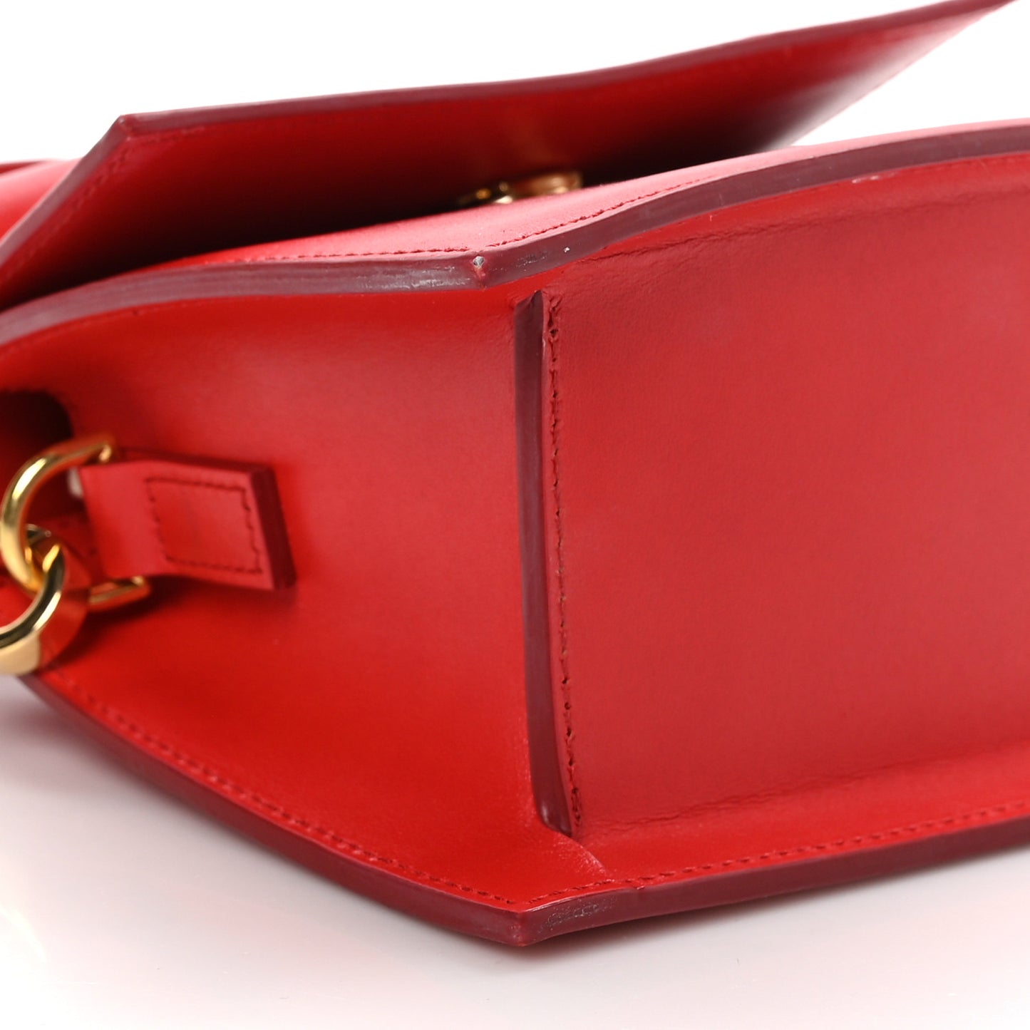 Smooth Calfskin Le Chiquito Moyen Red