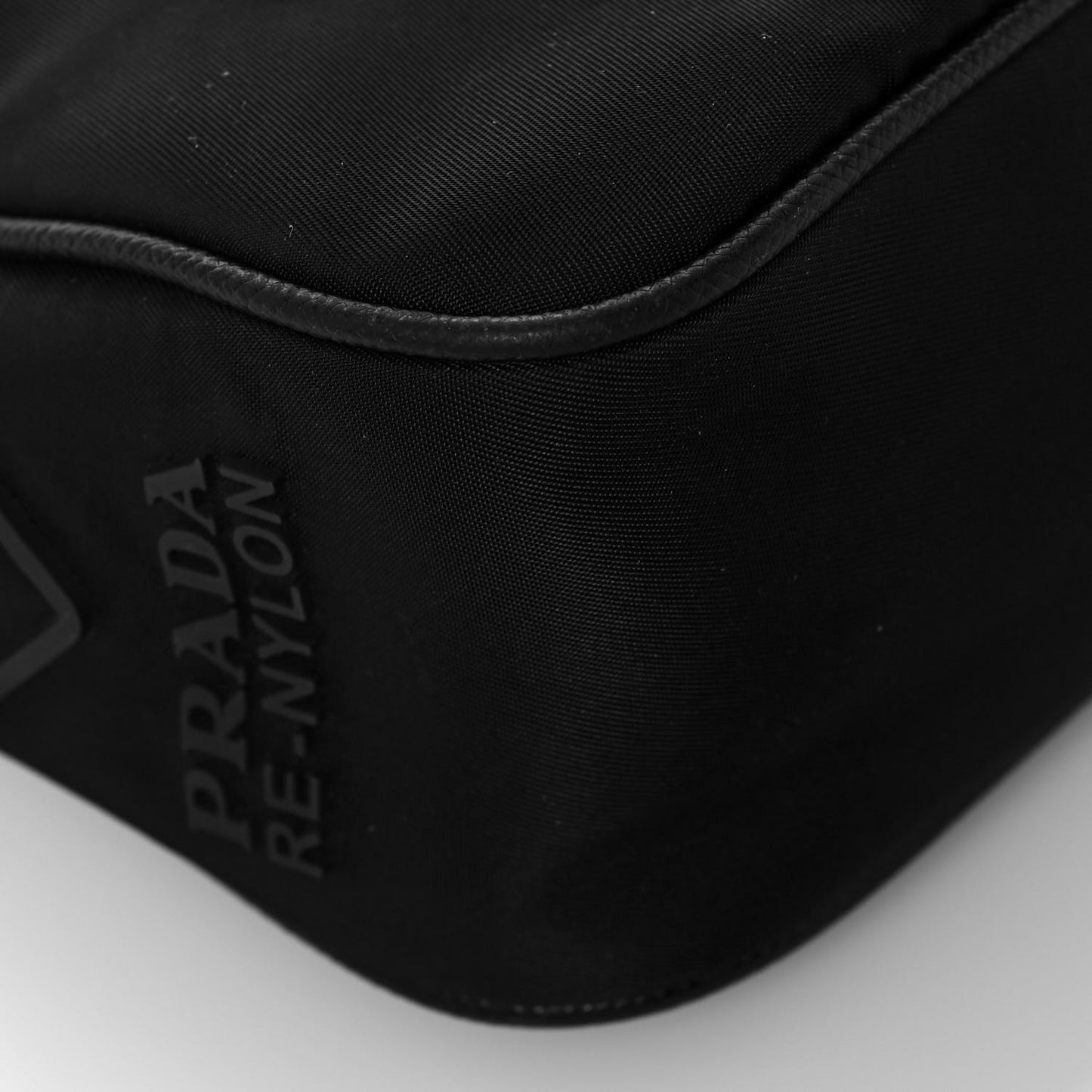 Nylon Re-Edition 2005 Shoulder Bag Black