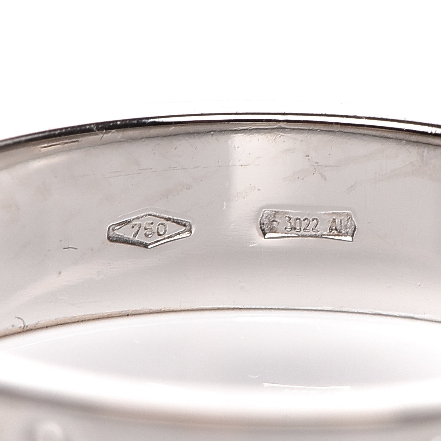18K White Gold 4mm Icon Thin Band Ring 51 5.75