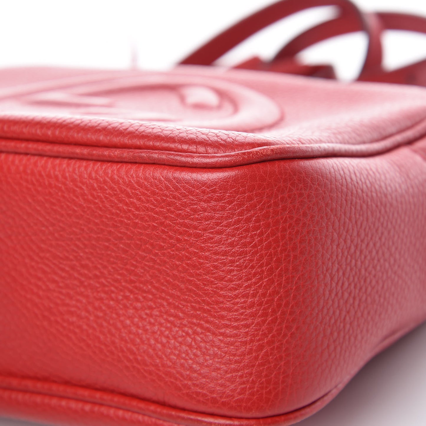 Pebbled Calfskin Small Soho Disco Bag Vibrant Red