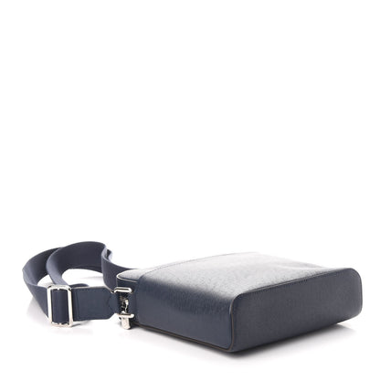 Louis Vuitton Taiga Anton Pochette Ocean 4 of 7
