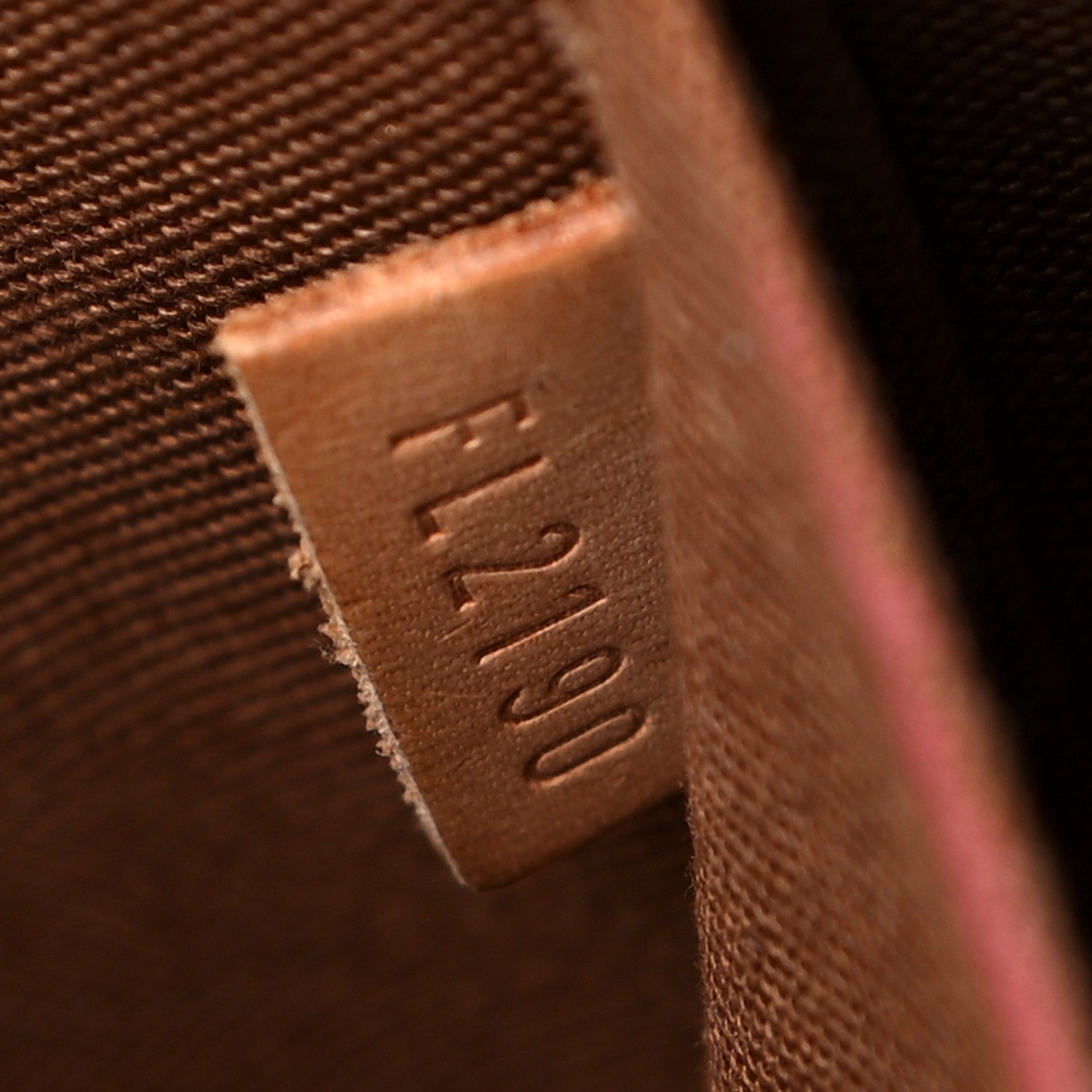 Louis Vuitton Monogram Alma GM 8 of 35