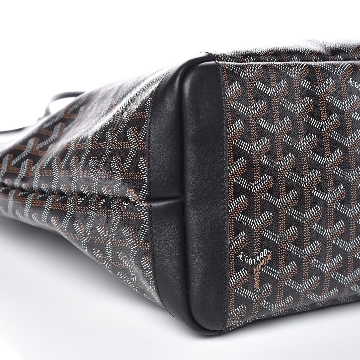 Goyardine Artois MM Black