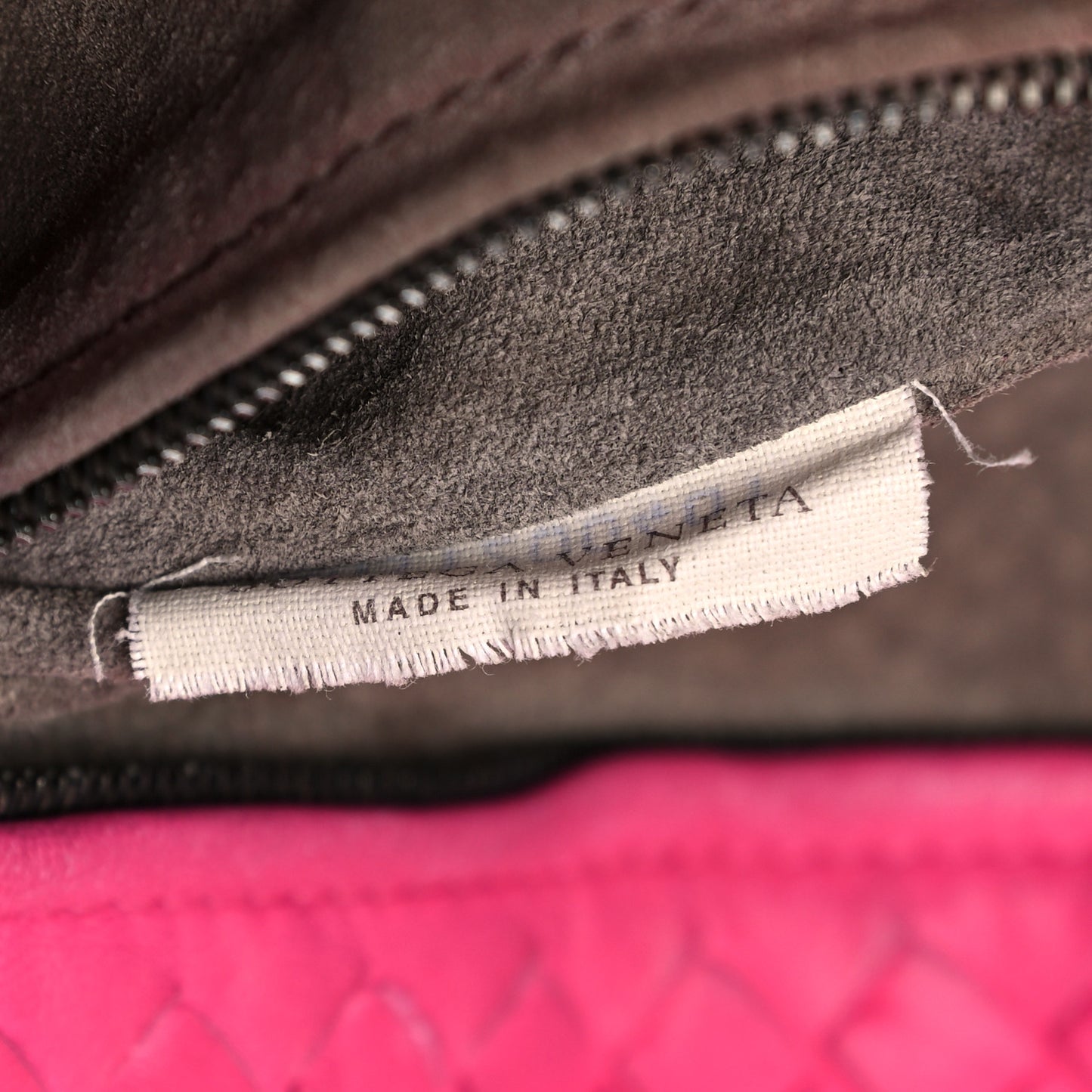 Nappa Intrecciato Large Seamless Tote Fuchsia