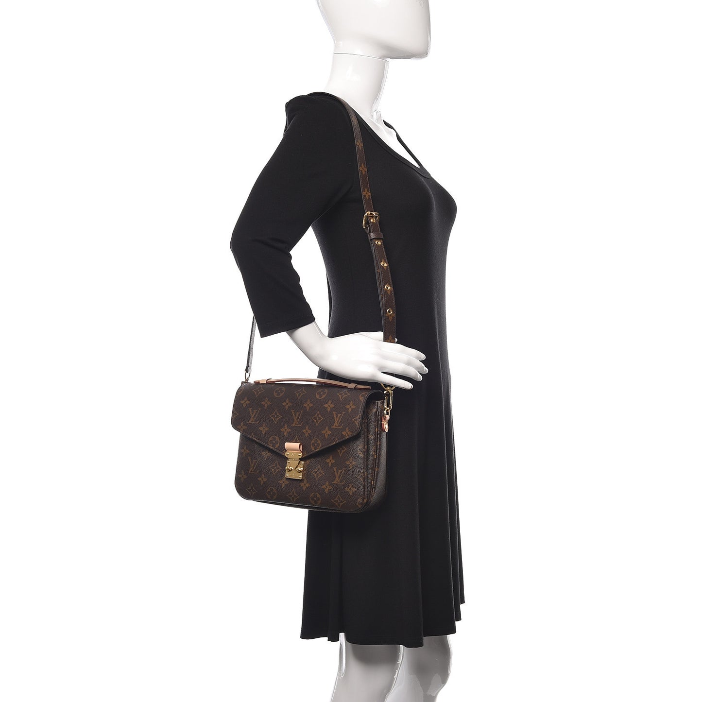 Monogram Pochette Metis