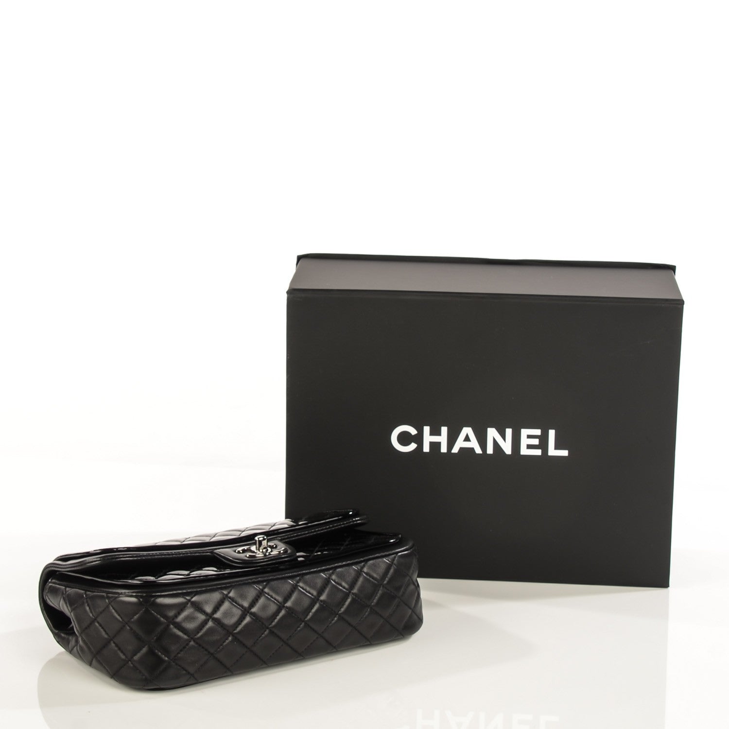Chanel Lambskin Patent Quilted CC Twist Flap Black 4 of 8
