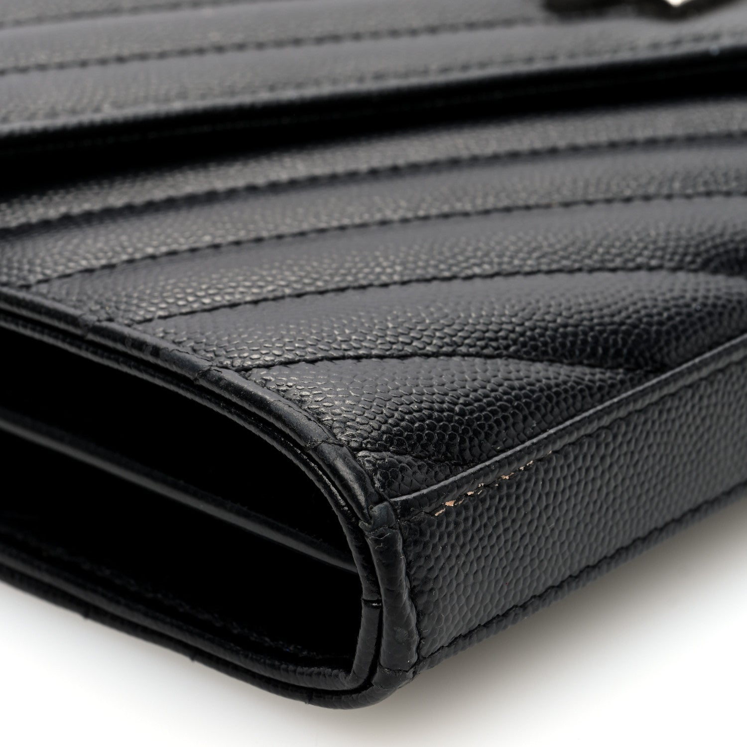 Saint Laurent Grain De Poudre Matelasse Chevron Monogram Chain Wallet Black 8 of 10