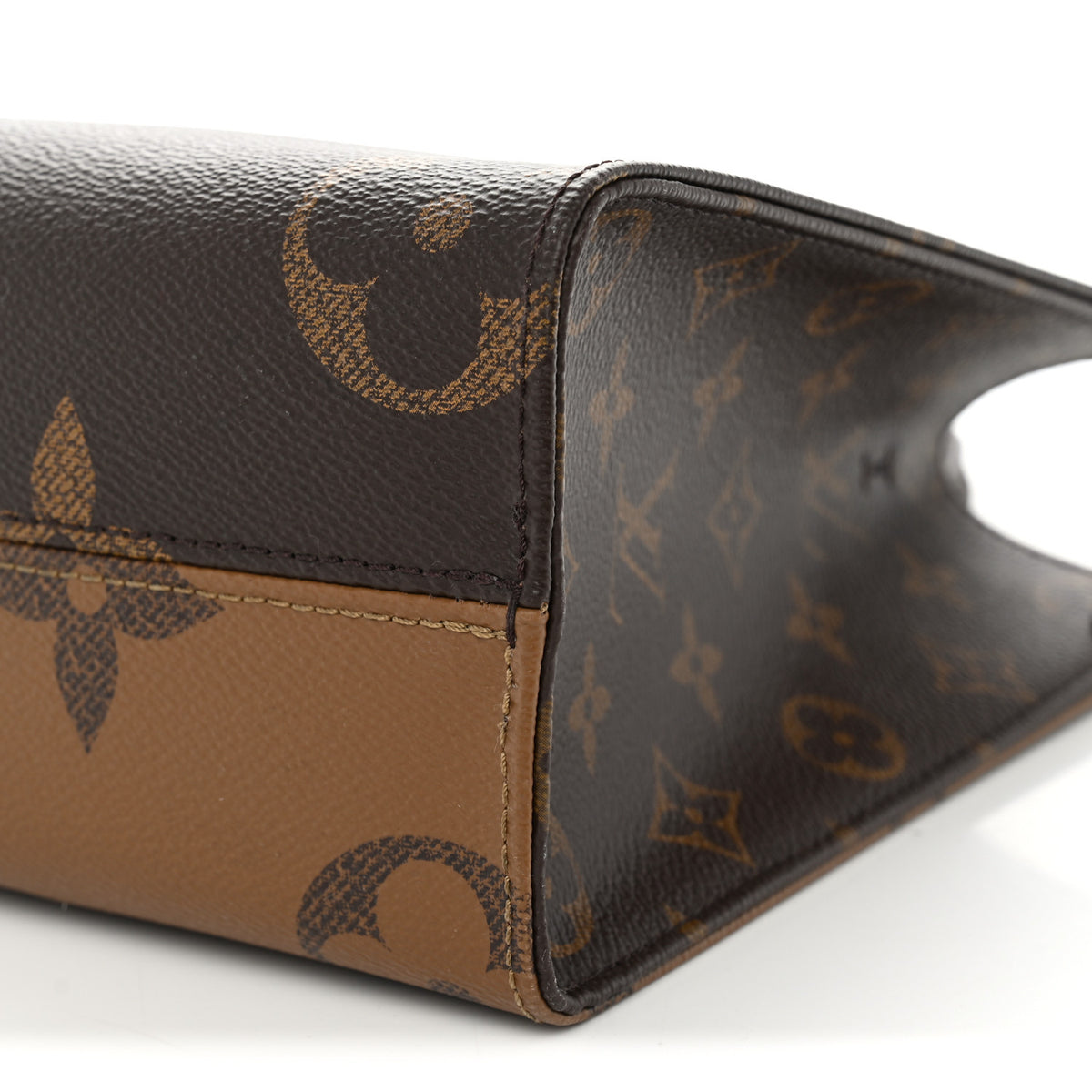 Louis Vuitton Reverse Monogram Giant Onthego PM 9 of 12