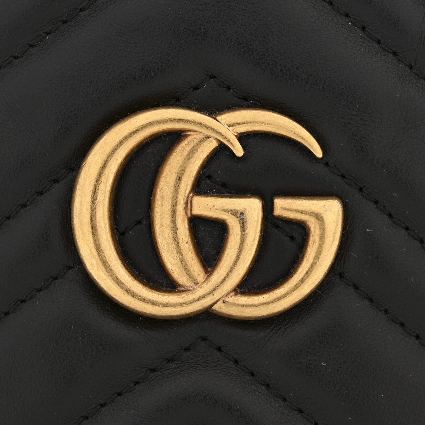 Calfskin Matelasse Mini GG Marmont 2.0 Bucket Bag Black