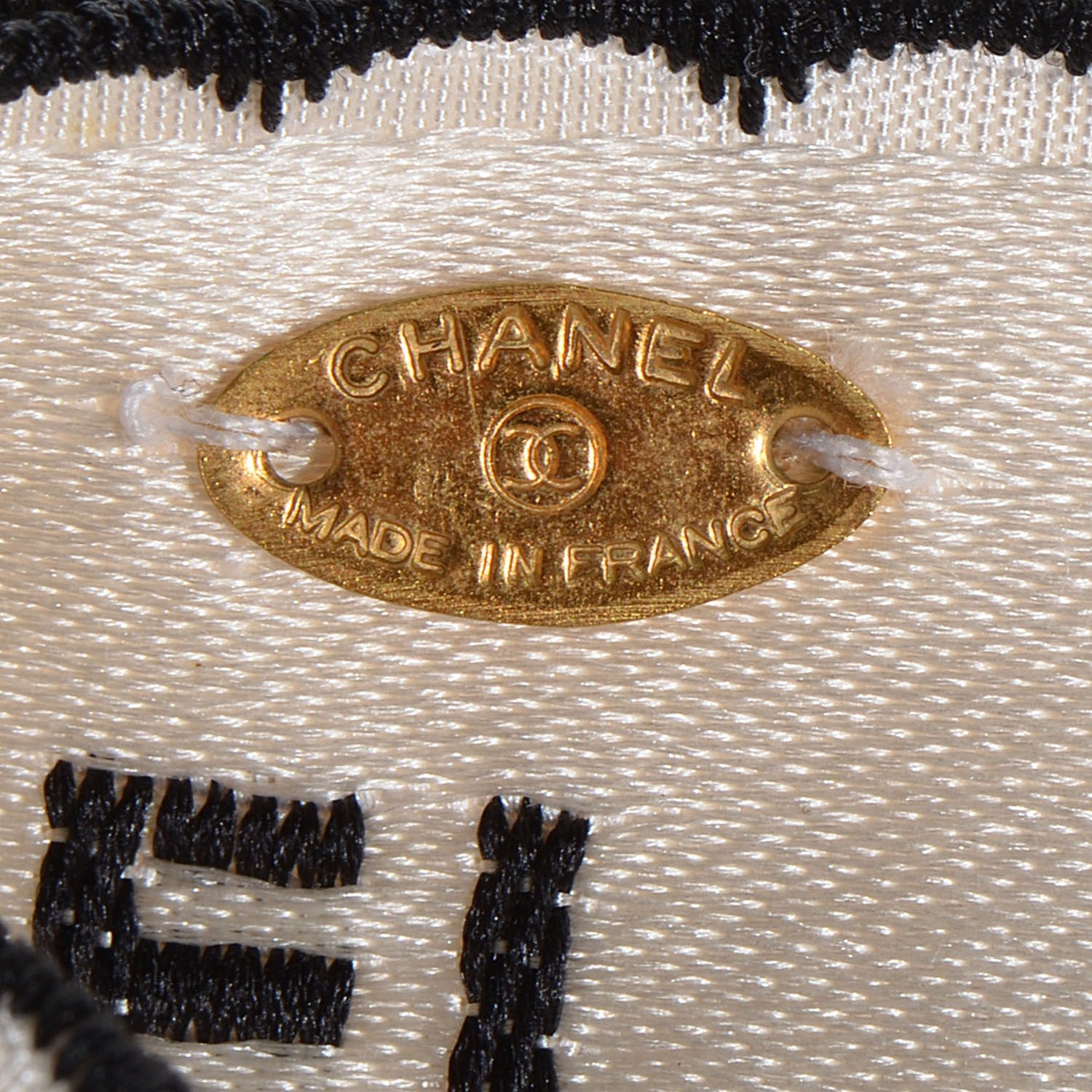 Chanel Ribbon Brooch White 4 of 6