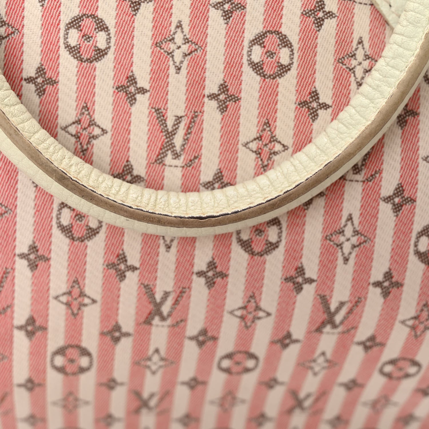 Louis Vuitton Mini Lin Croisette Speedy 30 Rouge 11 of 13