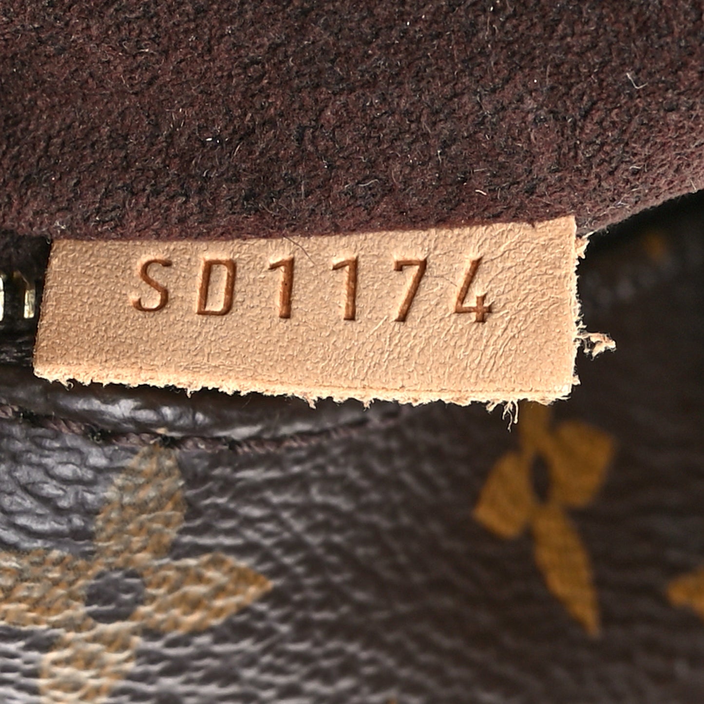 Monogram Metis