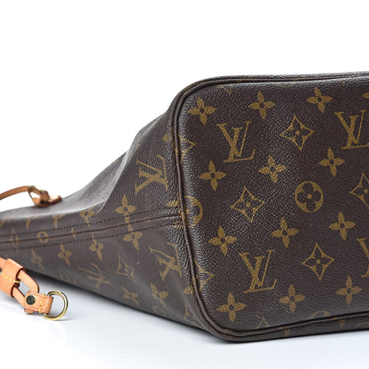 Louis Vuitton Monogram Neverfull MM 13 of 14