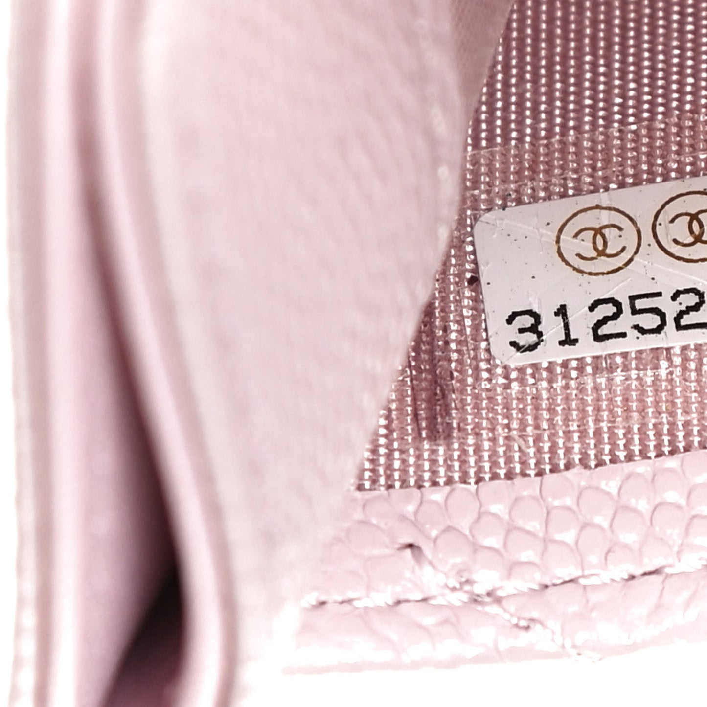 Caviar Quilted Card Holder Light Pink