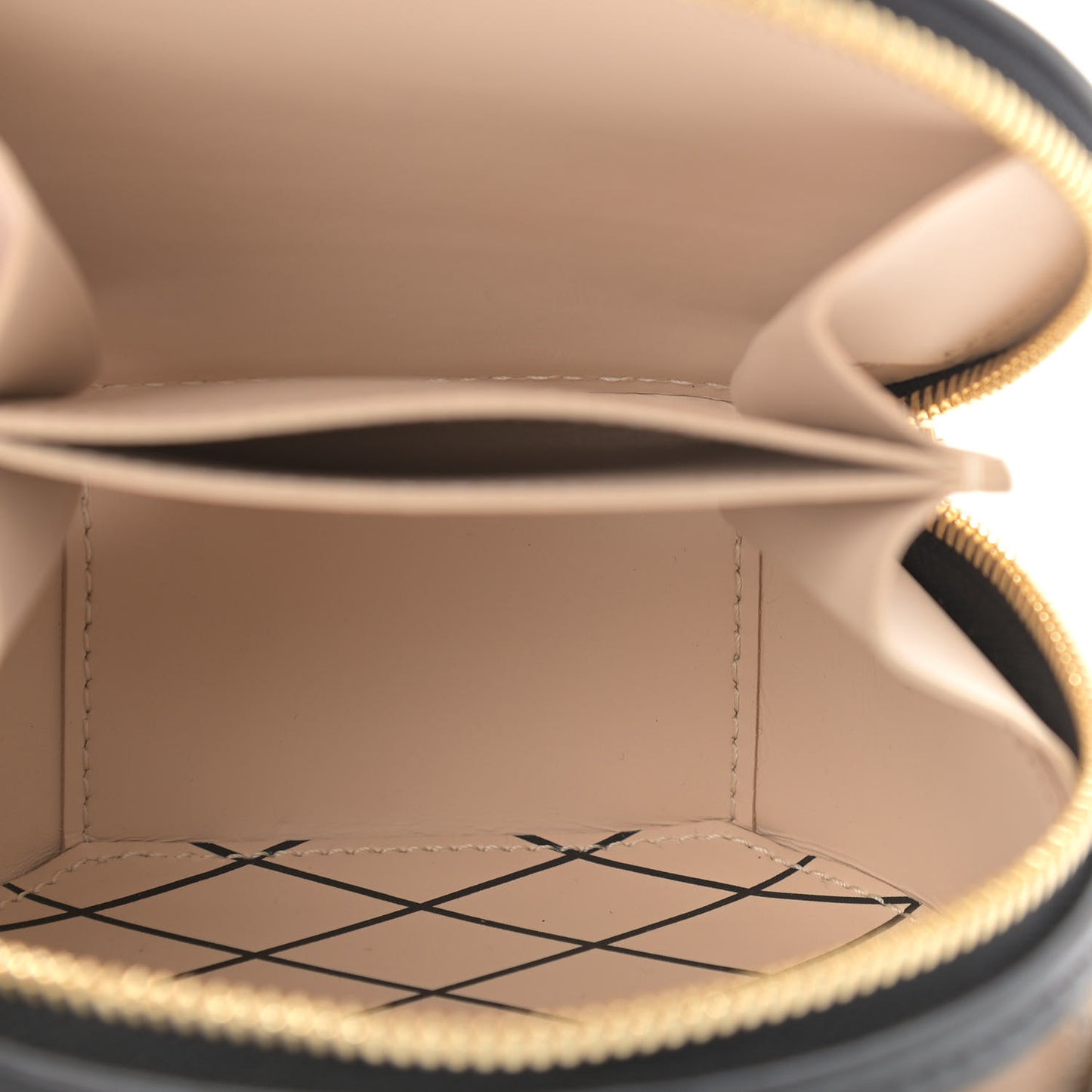 Reverse Monogram Mini Boite Chapeau