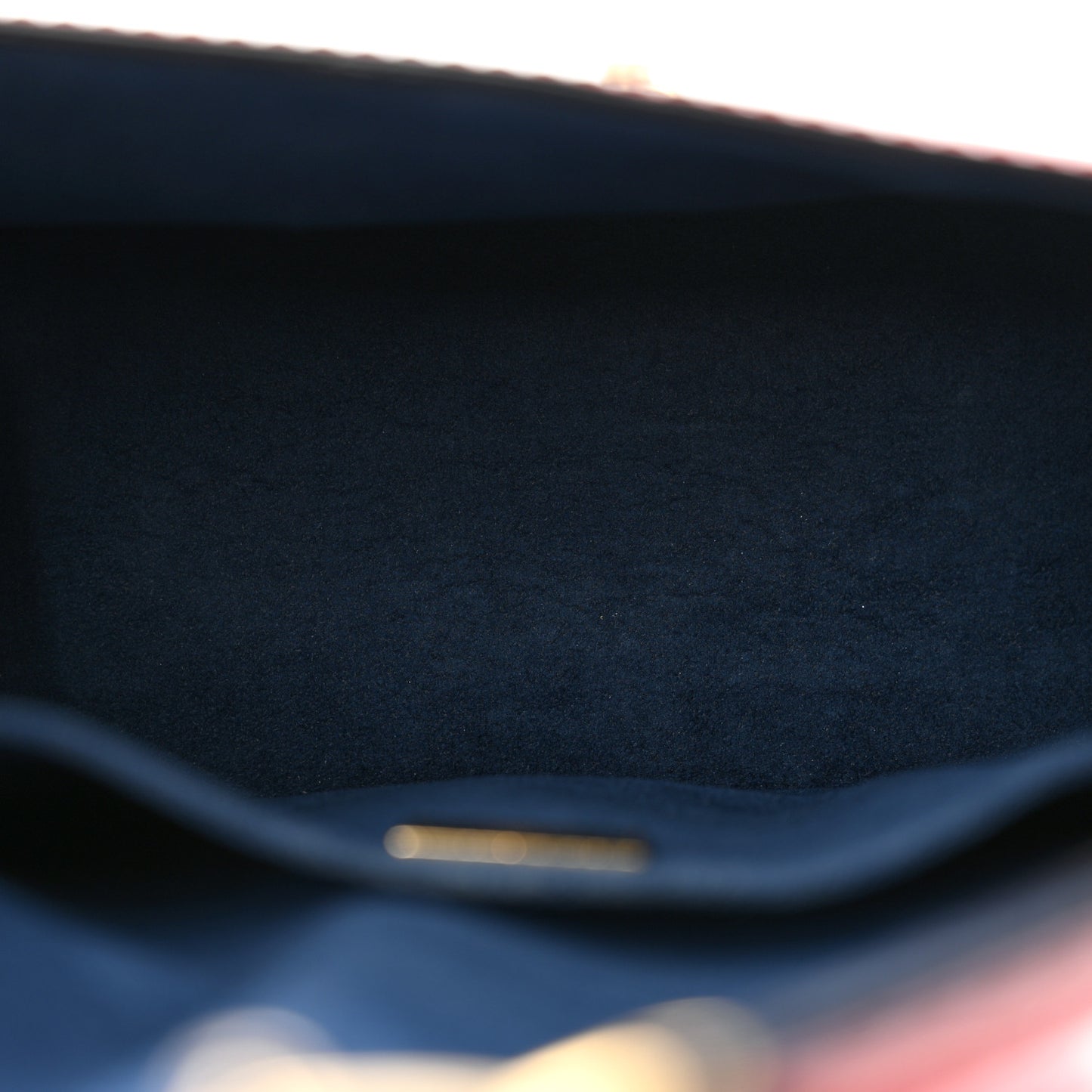 Vernis Epi Monogram Spring Street Scarlet