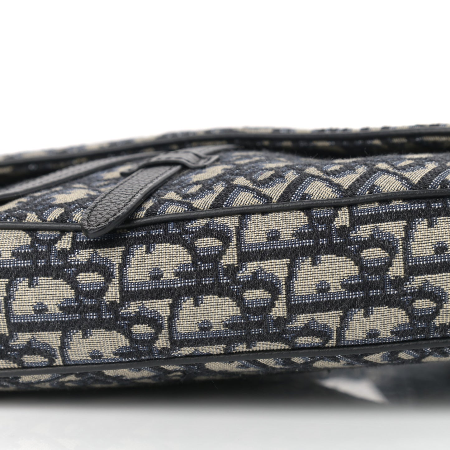 Oblique Mens Maxi Saddle Bag Blue