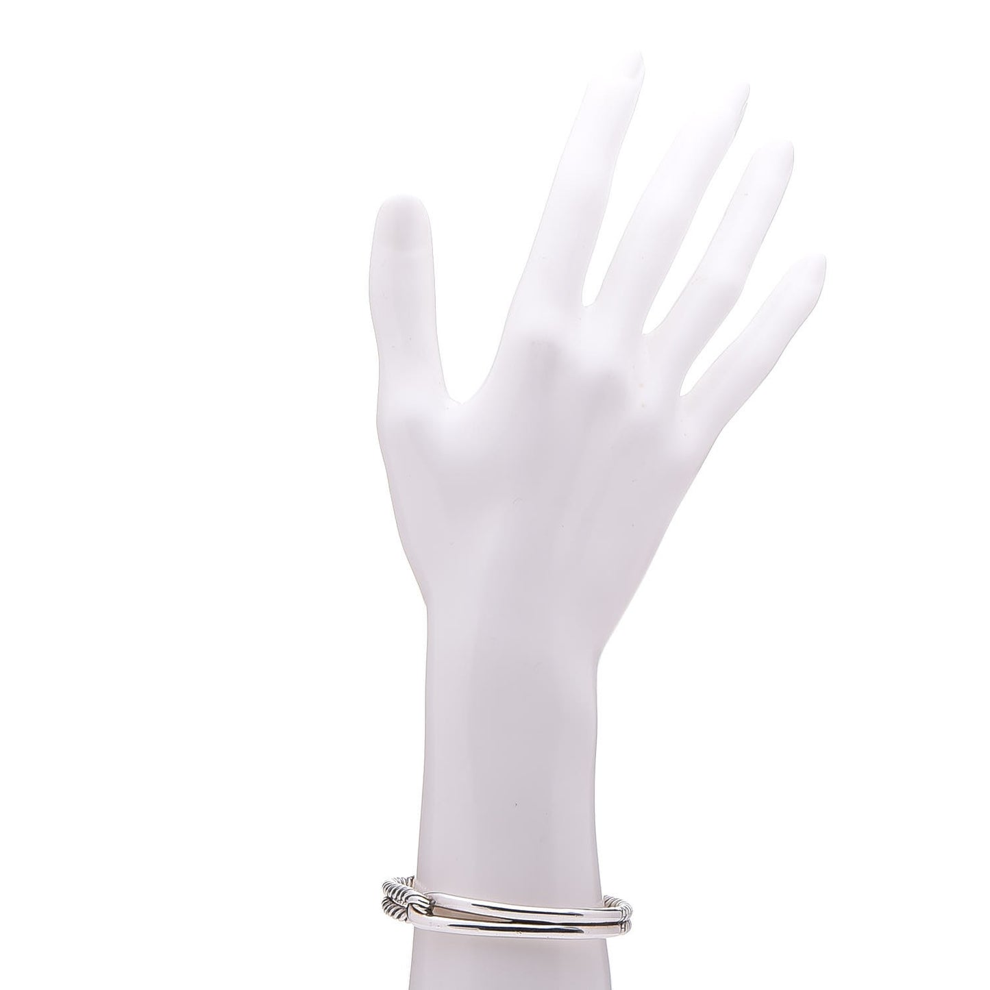 Sterling Silver 10mm Single Loop Labyrinth Bracelet
