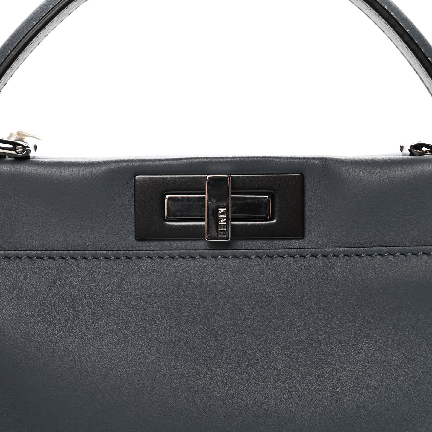 Vitello Seta Shiny Nappa Medium Peekaboo Iconic Satchel Tempesta Grigio Perla