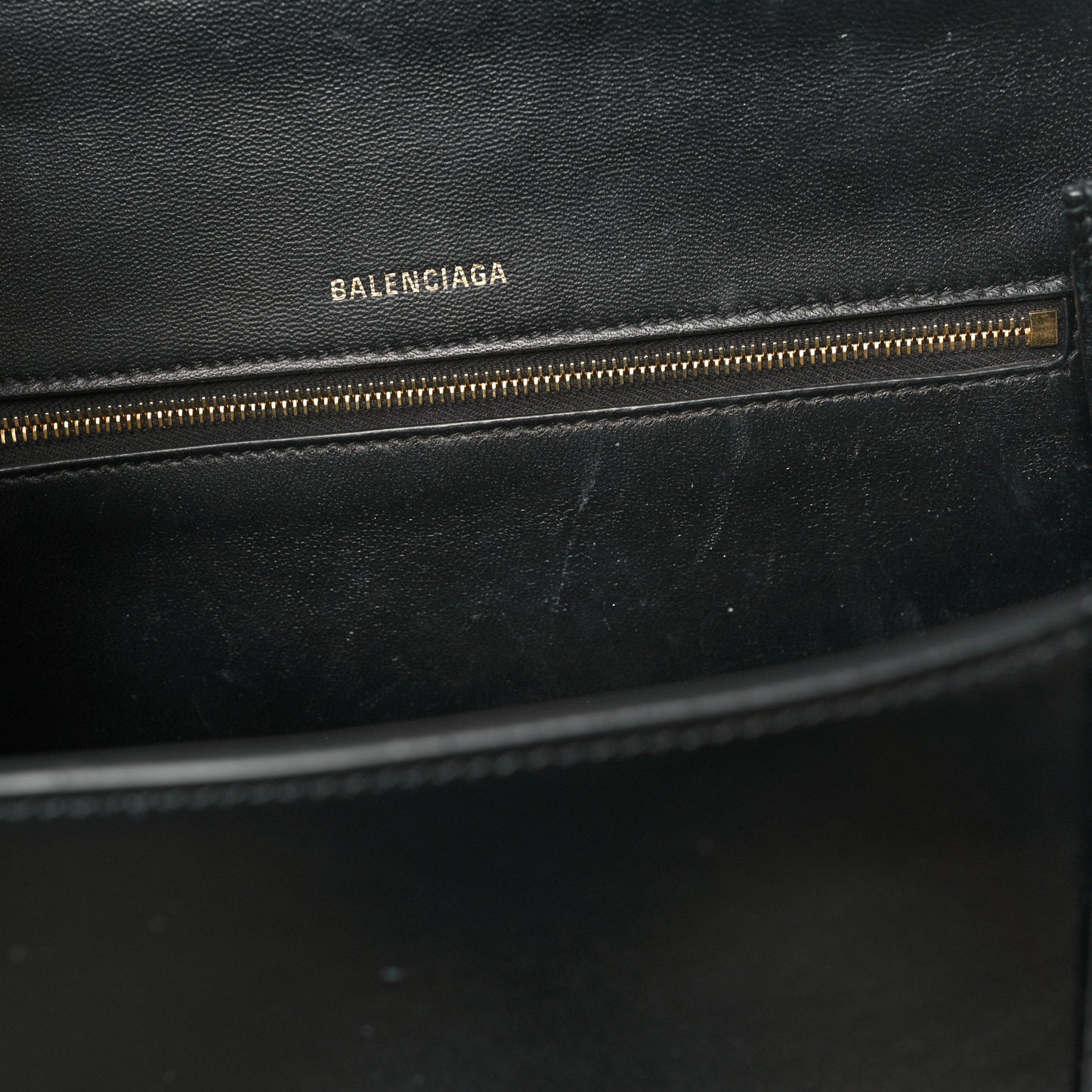 Shiny Box Calfskin Medium Hourglass Top Handle Bag Black
