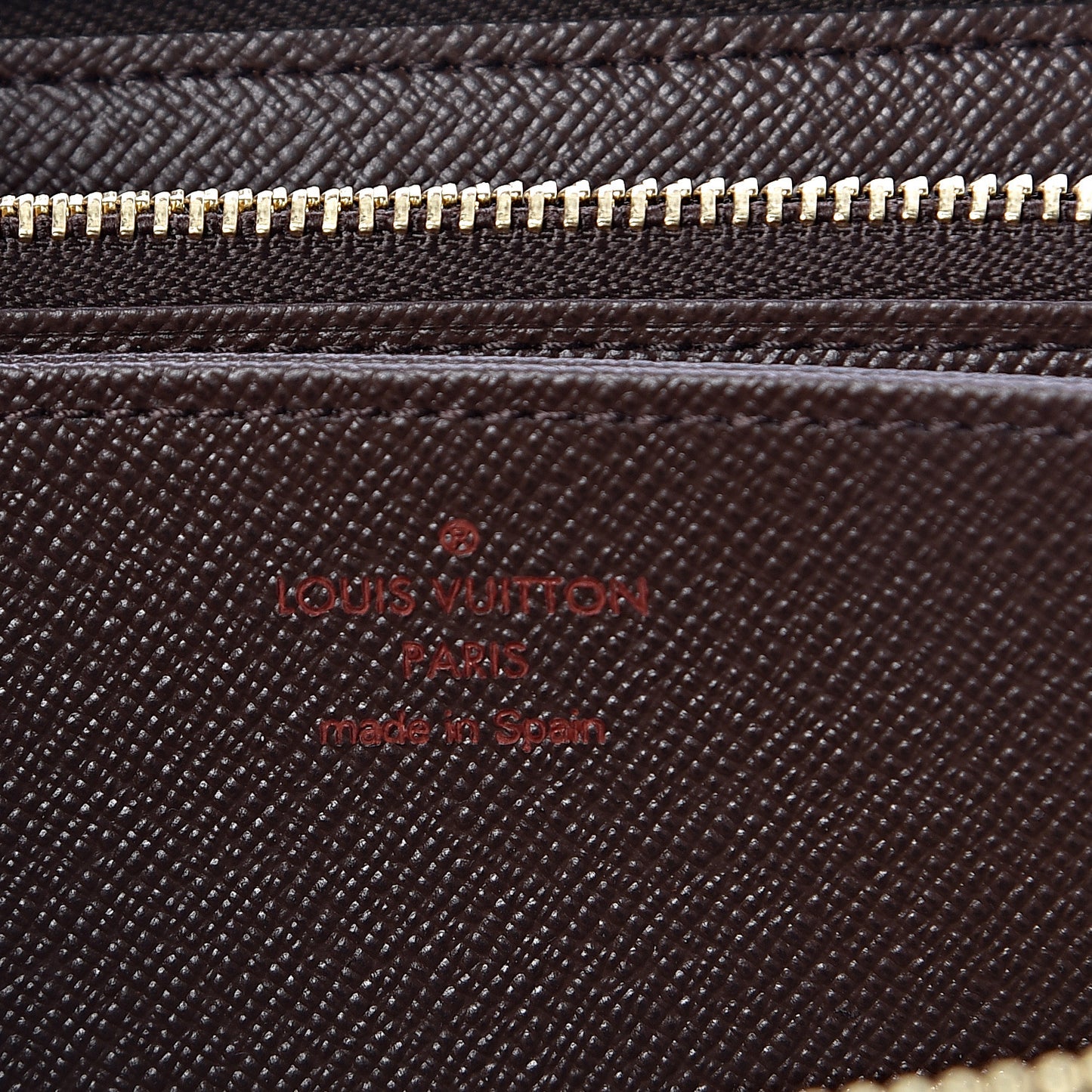 Damier Ebene Zippy Wallet