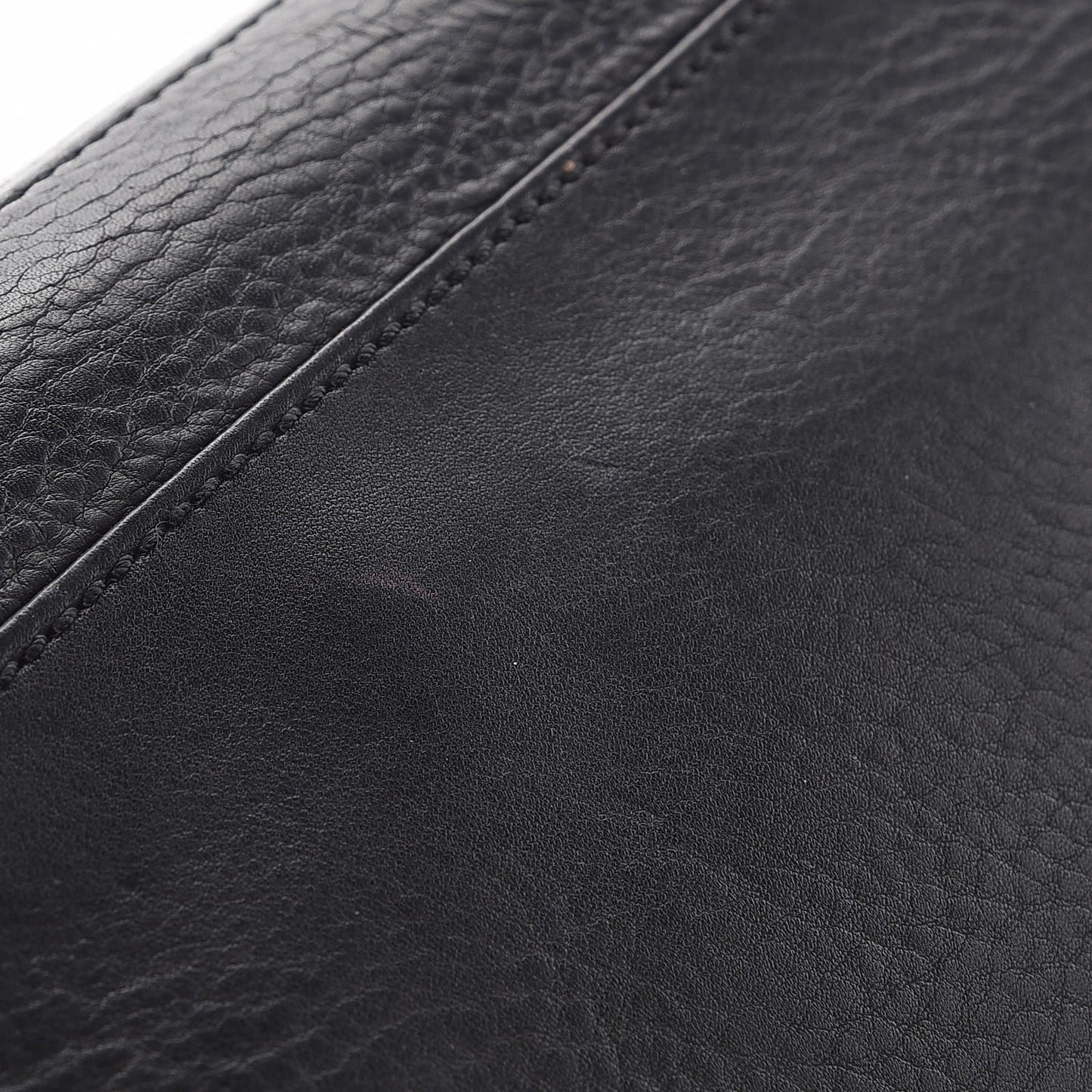 Supple Calfskin Medium Phantom Luggage Black
