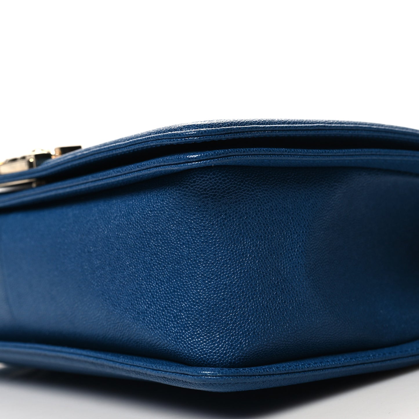 Caviar Quilted New Medium Boy Flap Blue
