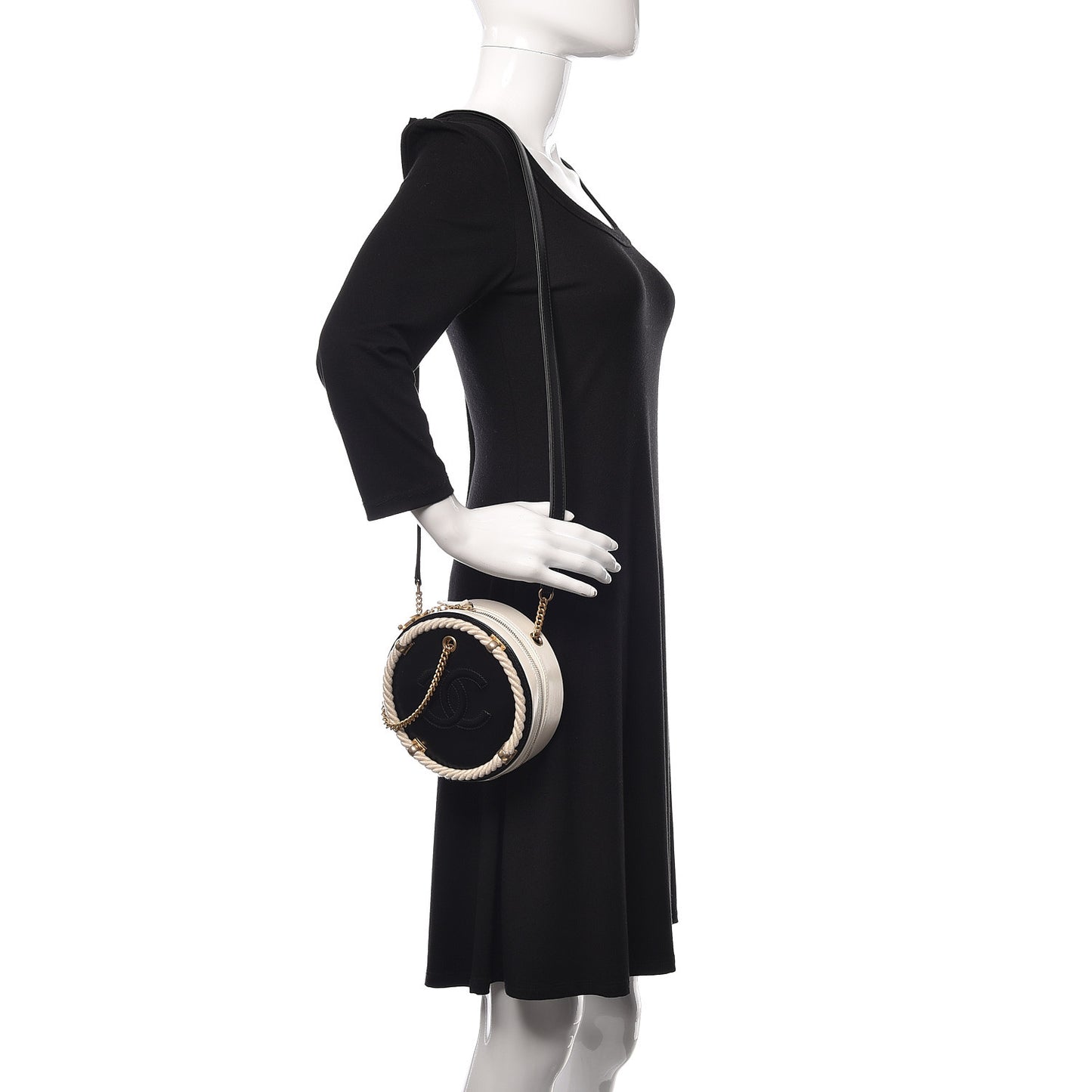 Crumpled Calfskin Cotton Small En Vogue Round Bag Black