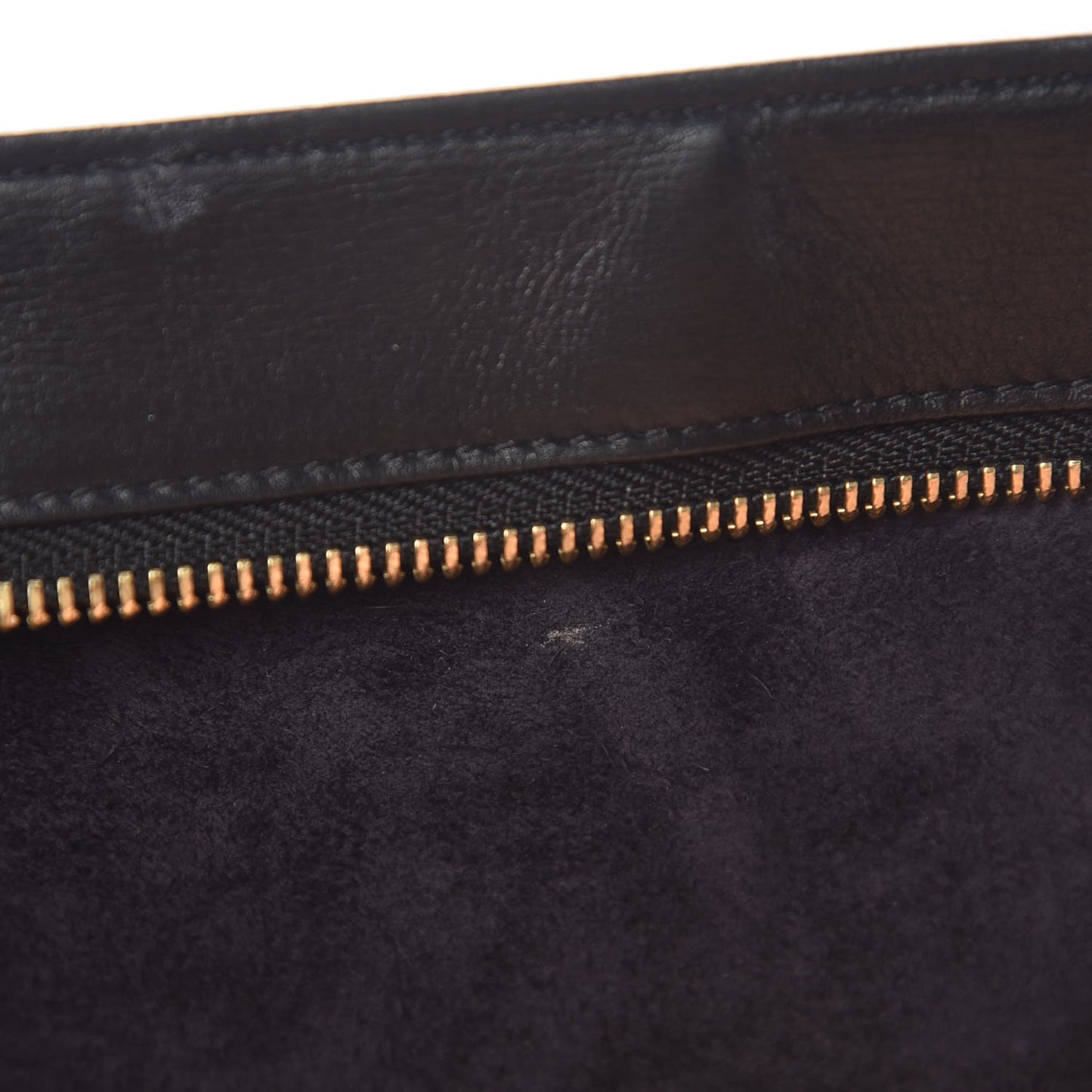 Smooth Calfskin Medium Trapeze Black