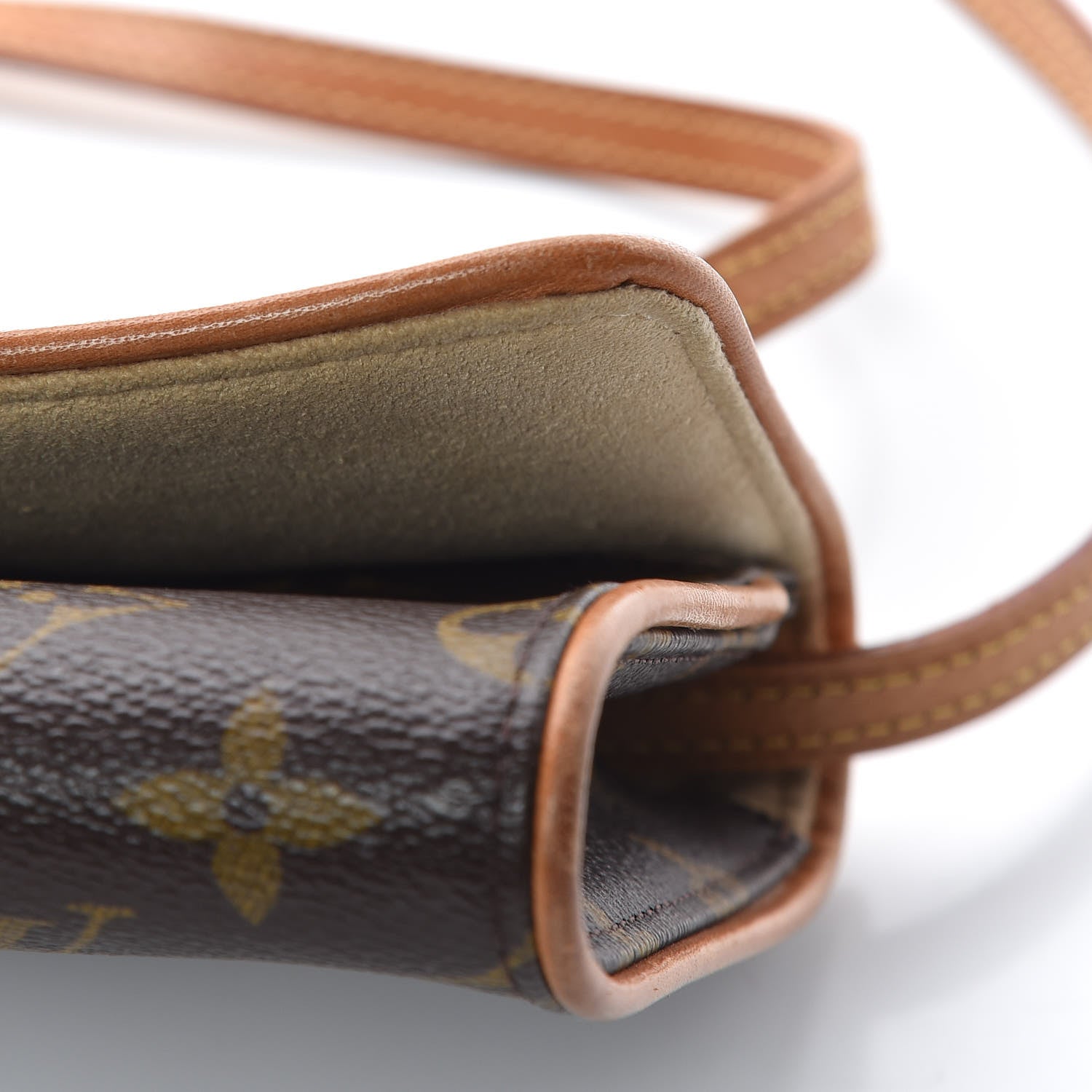 Louis Vuitton Monogram Pochette Twin GM 10 of 10